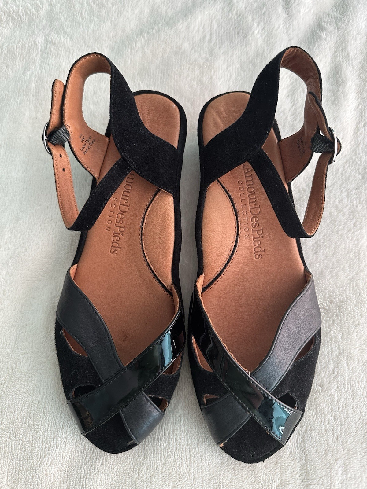 L’AMOUR DES PIEDS Badri Black Suede Patent Leather Slingback Wedges Size 6.5 NEW