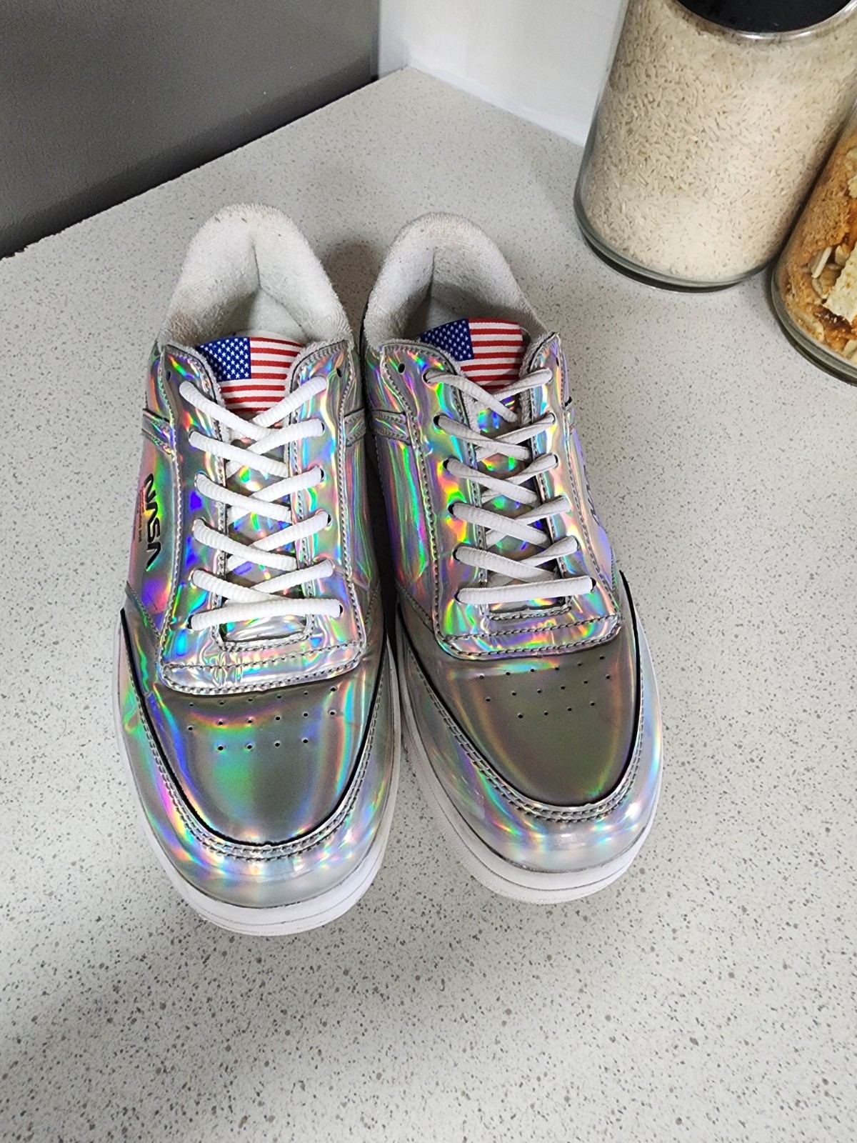 NASA Shiny Iridescent Shoes Womens Capsule Astronaut Space reflective – Size 9M
