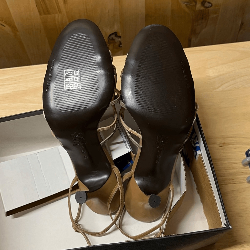 VIA SPIGA Tan Leather Strappy Sandals Womens Size 10 NEW **SEE PICTURES**