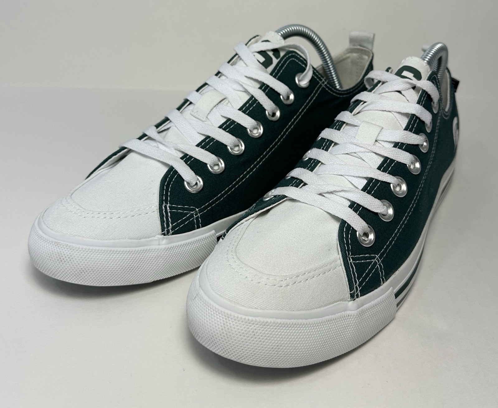 Skicks Women’s Sneakers Shoes Michigan State Size 10 Men 8 Green Lace Up