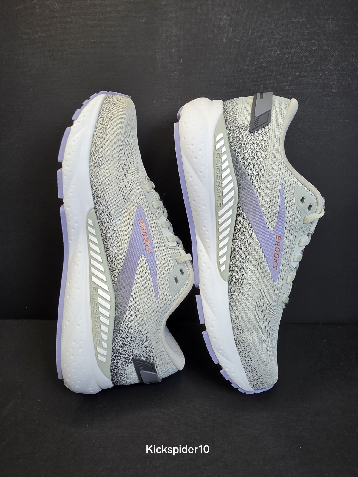 Brooks Ariel GTS 24 Womens Running Comfort Support Shoes Size 9 Sweet Lavender