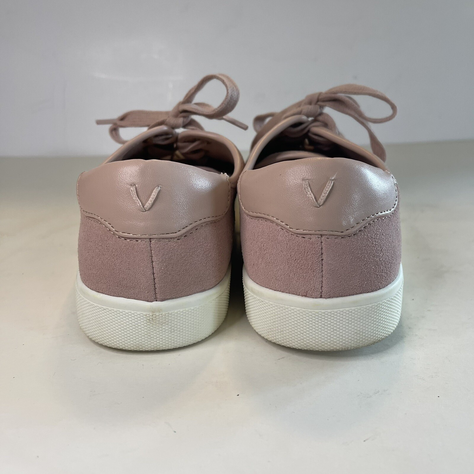 Vionic sneakers womens size 9 pink guc see pics