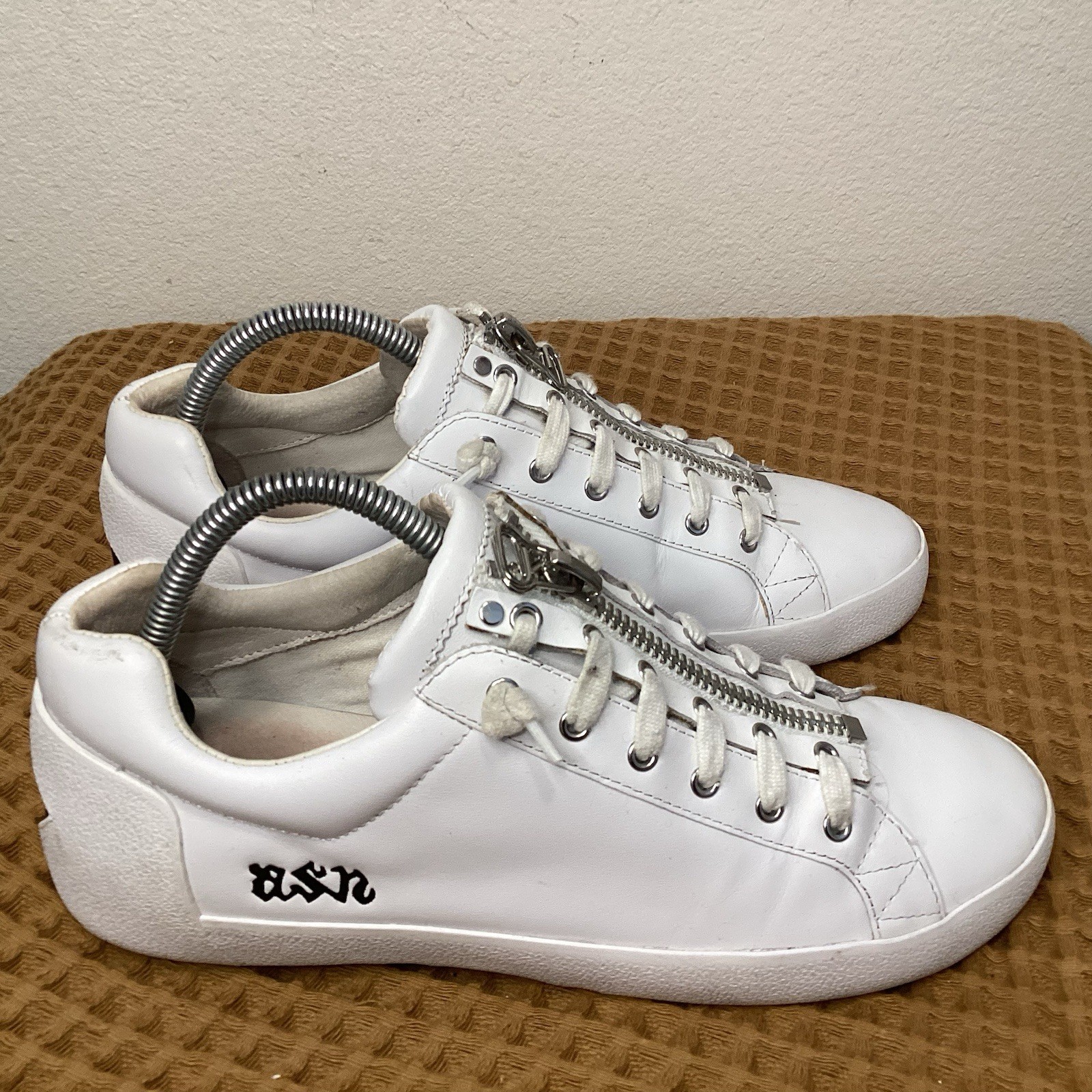 Ash NIRVANA Women’s Zip Details Sneakers EU 40 US 9 White Leather