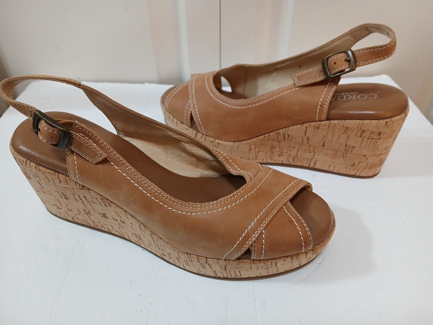 New Cordani Tan Leather Sandals EUR 40 US 9 Cris-Cross Straps Cork Wedge Sole