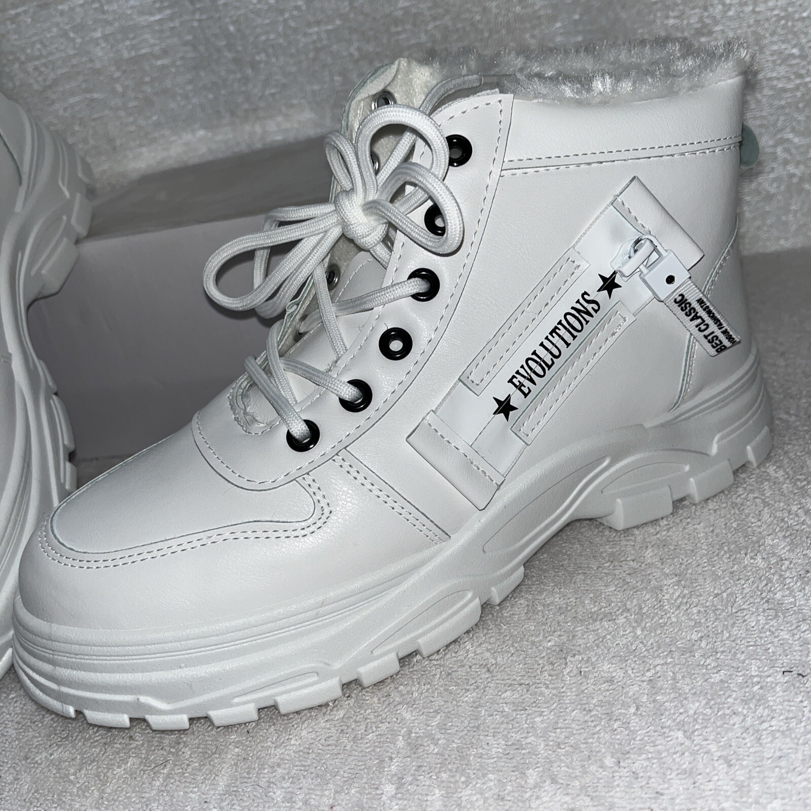 BNIB EVOLUTIONS HIGH TOP BOOTS~ White Size Woman’s 8
