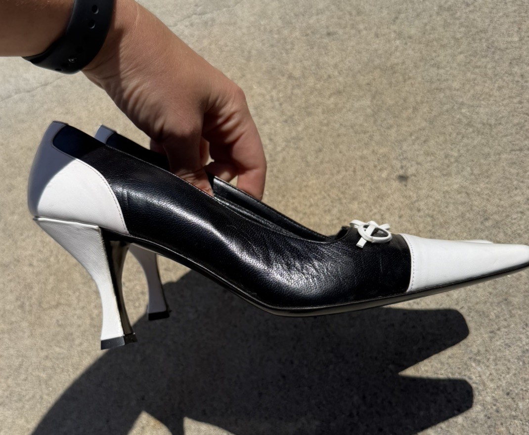 Via Spiga Pumps Women’s Size 9 M Shoes Mules Kitty Heels Leather Black & White