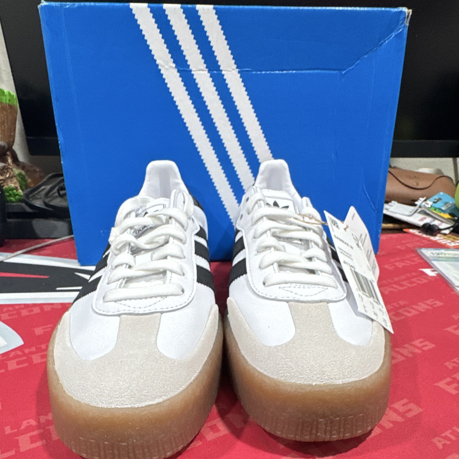 adidas Sambae W Women’s Low Top Lace-Up Leather Sneaker White/Black Gum JI1349