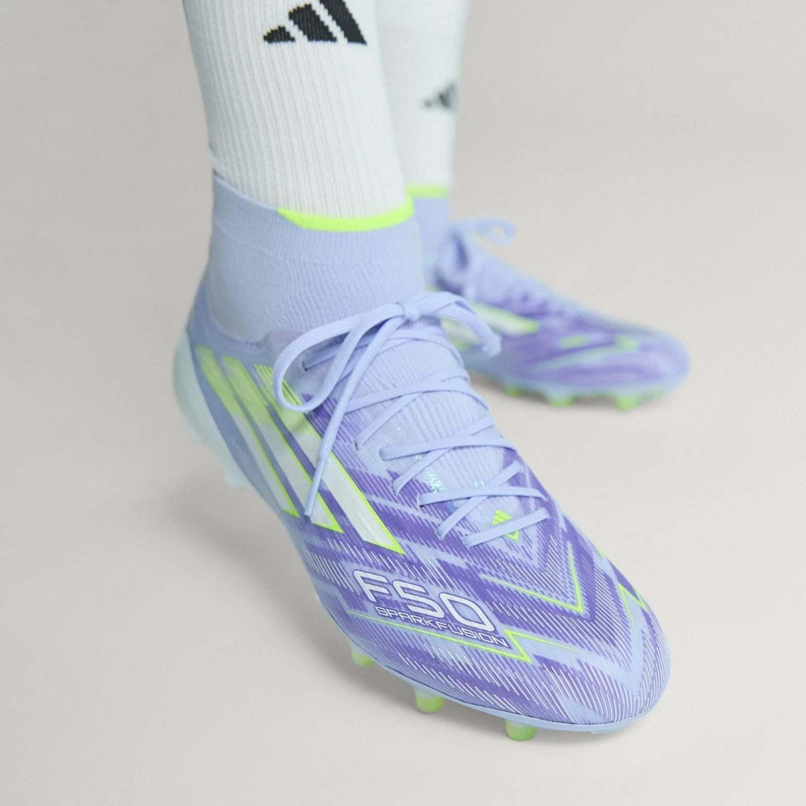 New Adidas F50 Sparkfusion Elite Mid FG Women’s Soccer Cleats JH7648