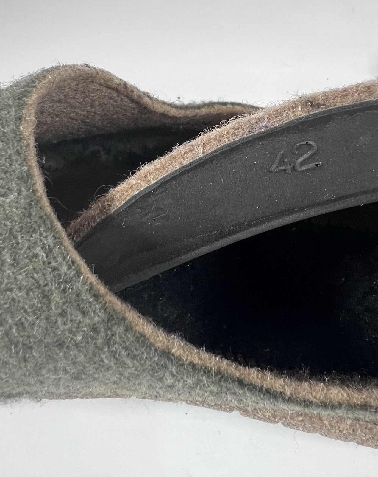 Taos Wool Clogs Unisex Mens 9 Womens 11 Olive Green Slippers 42