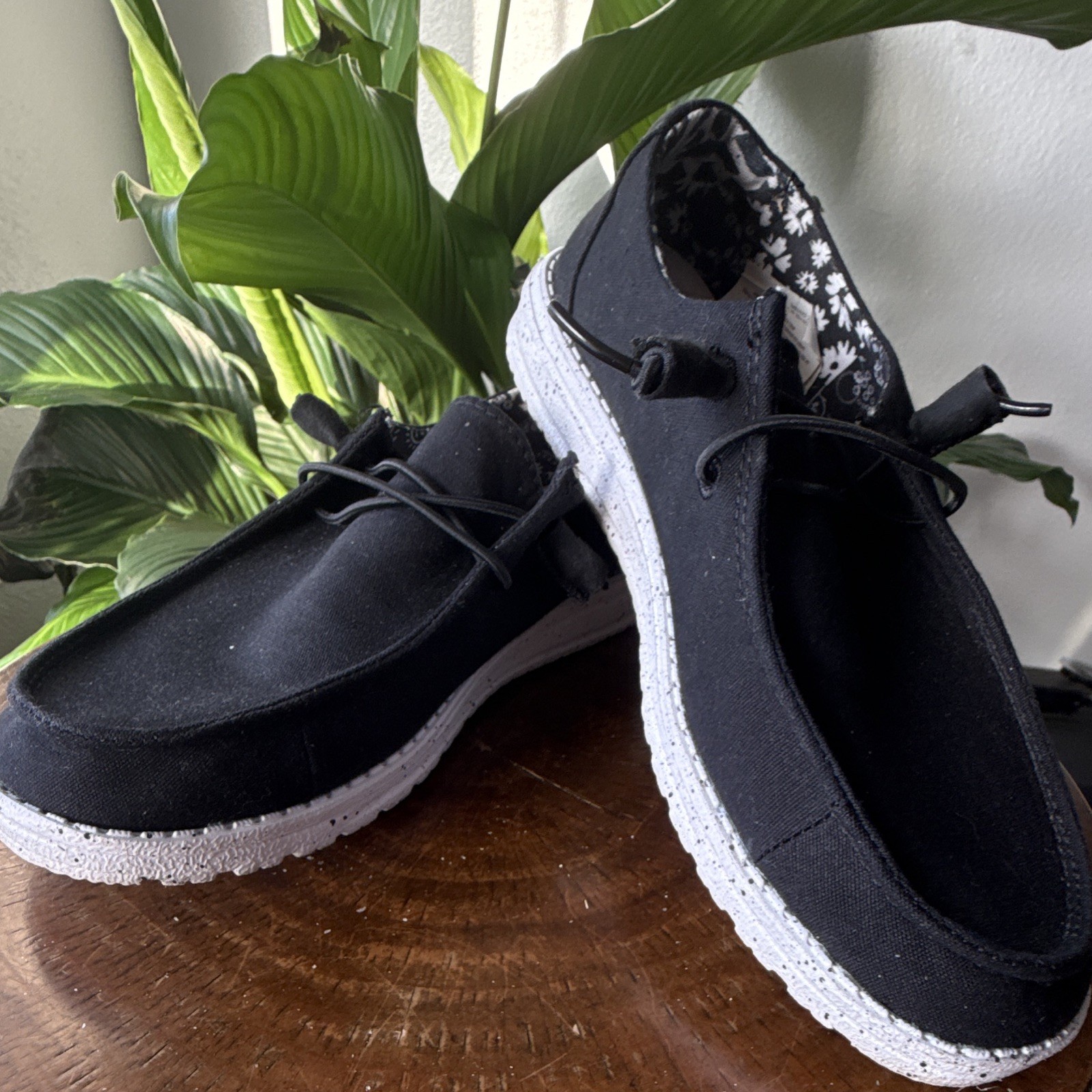 Hey Dude Wendy Black Odyssey Canvas Loafer Black/White Women’s US 8 EU 39 UK 6