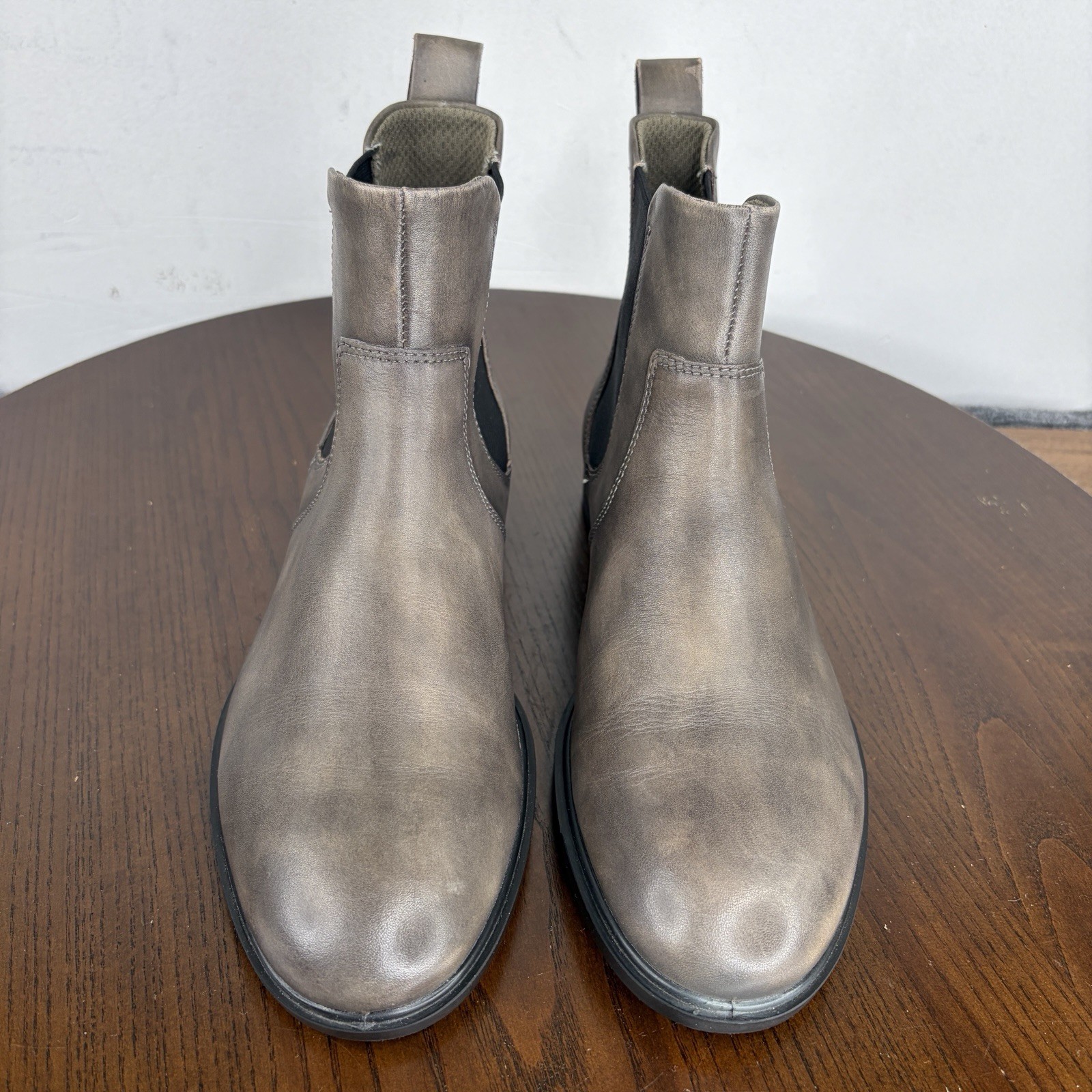 Ecco Touch 15 Boots Women’s 39 / 8 Gray Leather Comfort Chelsea Ankle Booties
