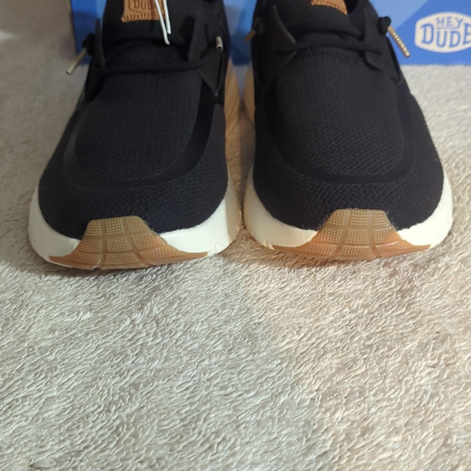 Hey Dude Sirocco W Neutrals Women’s Size 9 Black/White Knit Lace-Up Sneaker