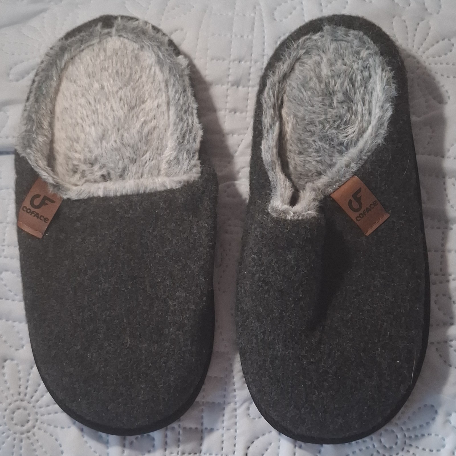 COFACE Women’s Gray Slip-On Slippers Faux Fur Lined Rubber Sole US 7 EU 40