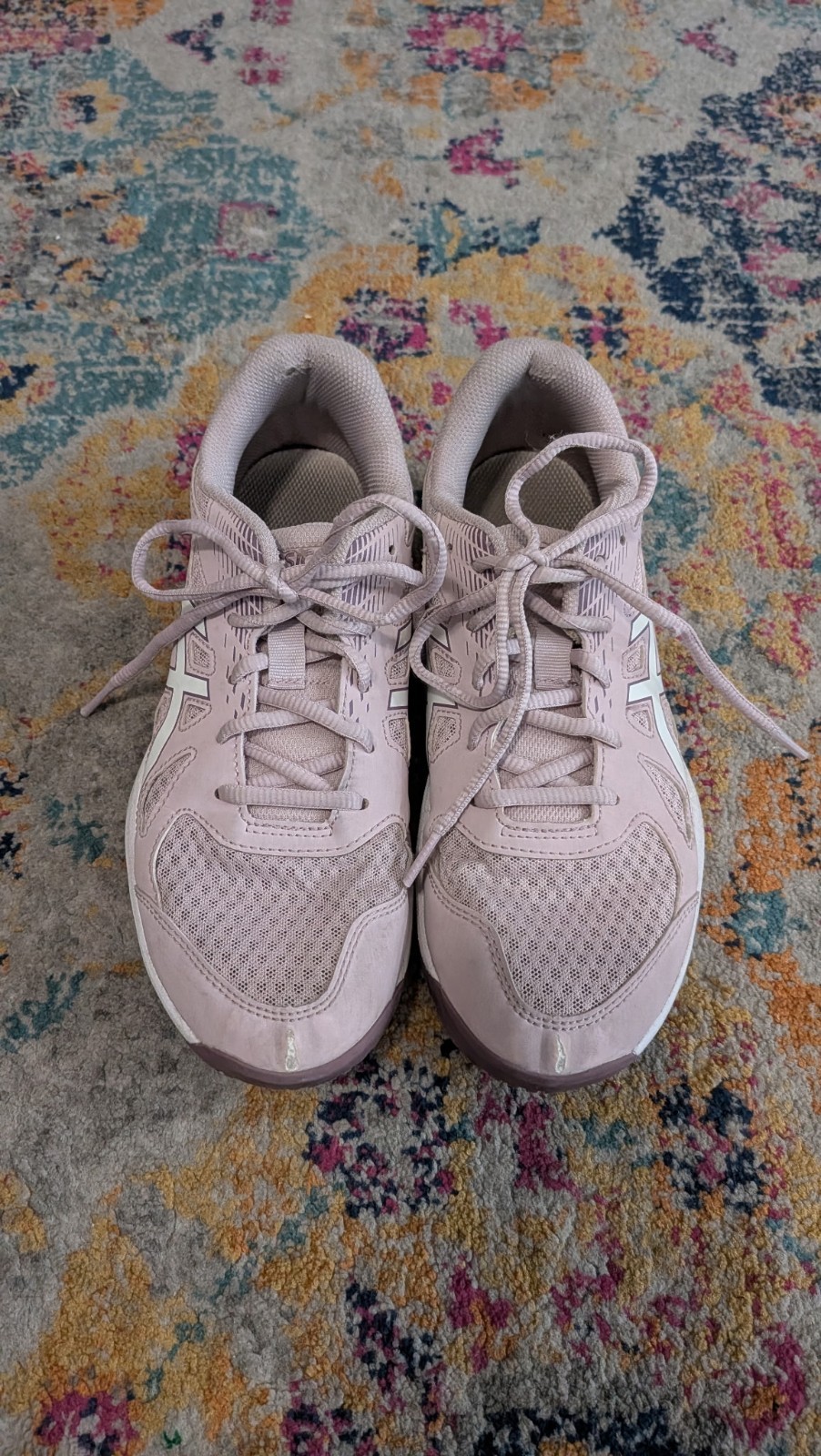 Womens Size 6 ASICS court Volleyball Shoes Lightly Worn Soft Pink/Lavender Color