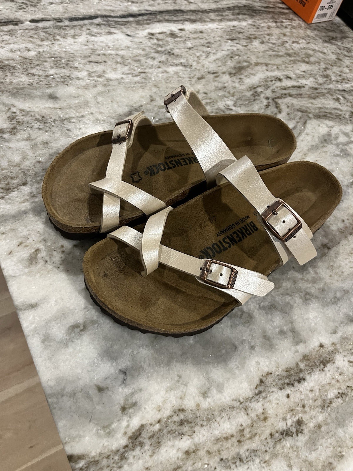 Mayari Toe Loop Birkenstock Sandals, Size 37 Reg Width, Pearl /Beige, EUC