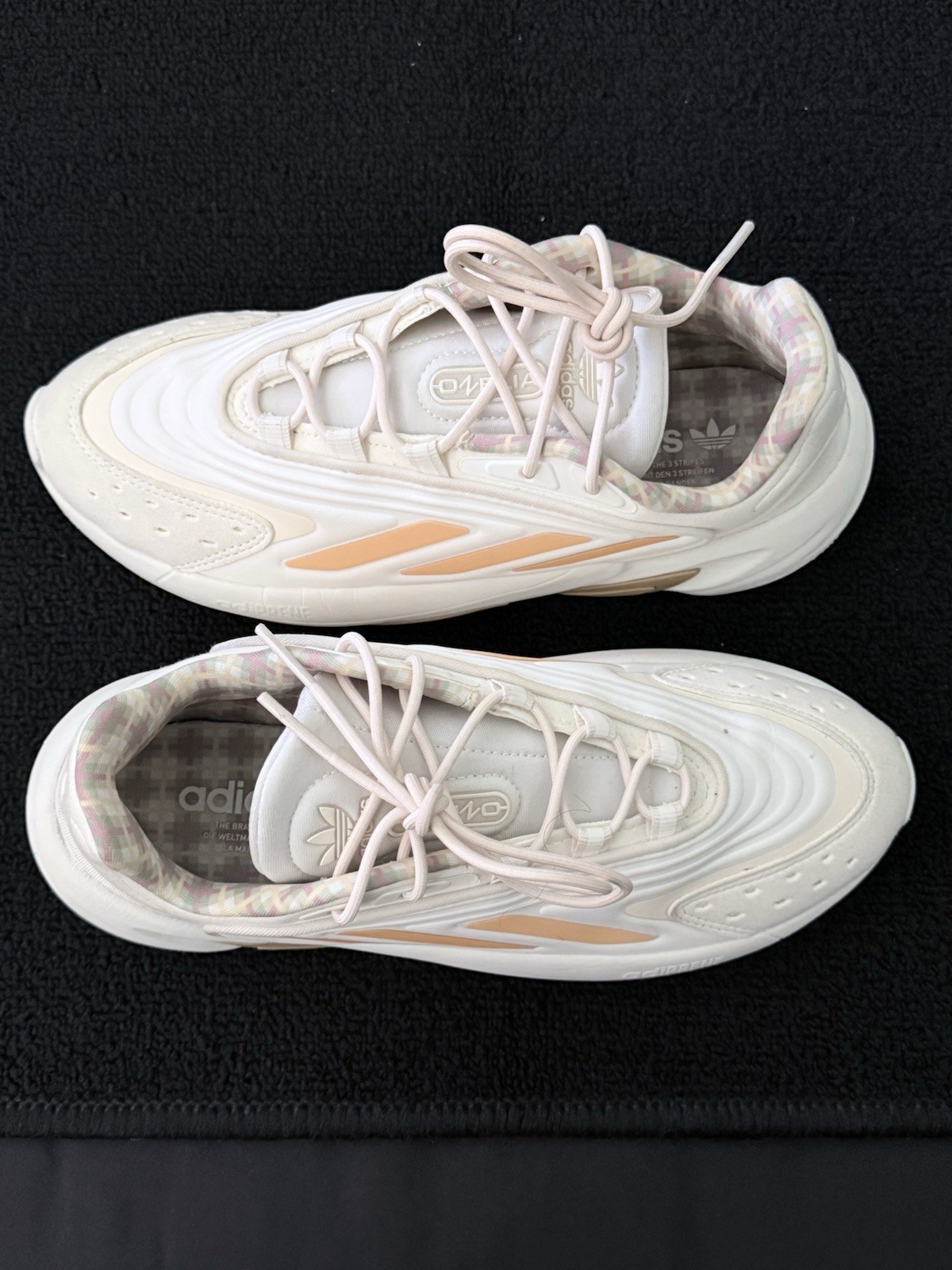 Women’s Size 8 – Adidas Ozelia Off White Cream Acid Orange Beige