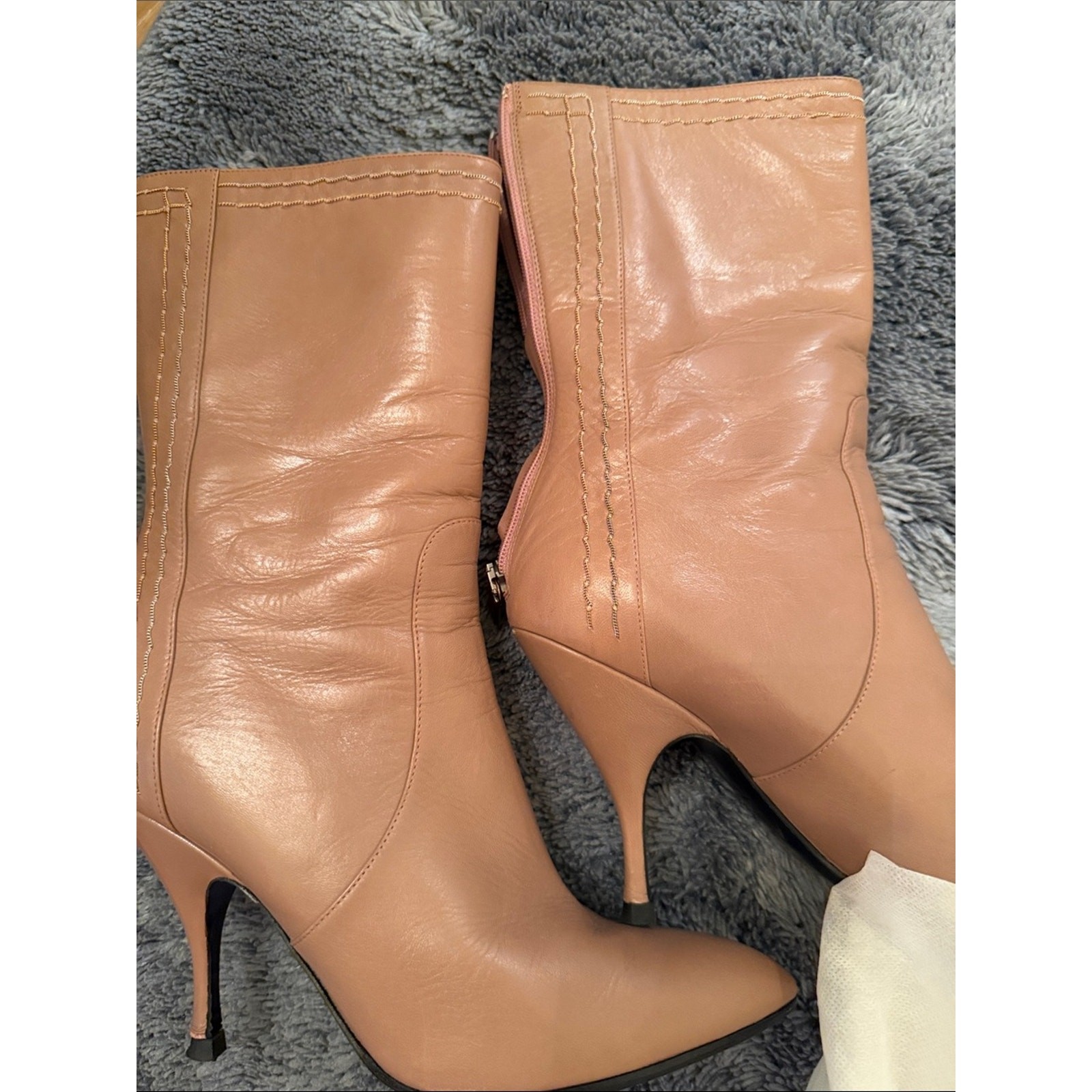 BOTTEGA VENETA Sz 38.5 Leather Sock Boots, pale mauve color, 2.5-3″ heel, Cute!