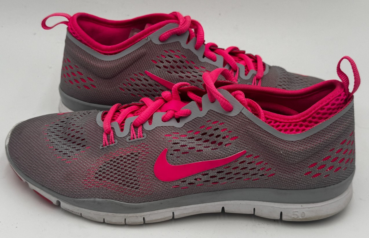 Nike Free 5.0 TR Womens Sneakers 6.5 Gray Pink Athletic Running Shoes 629496-061