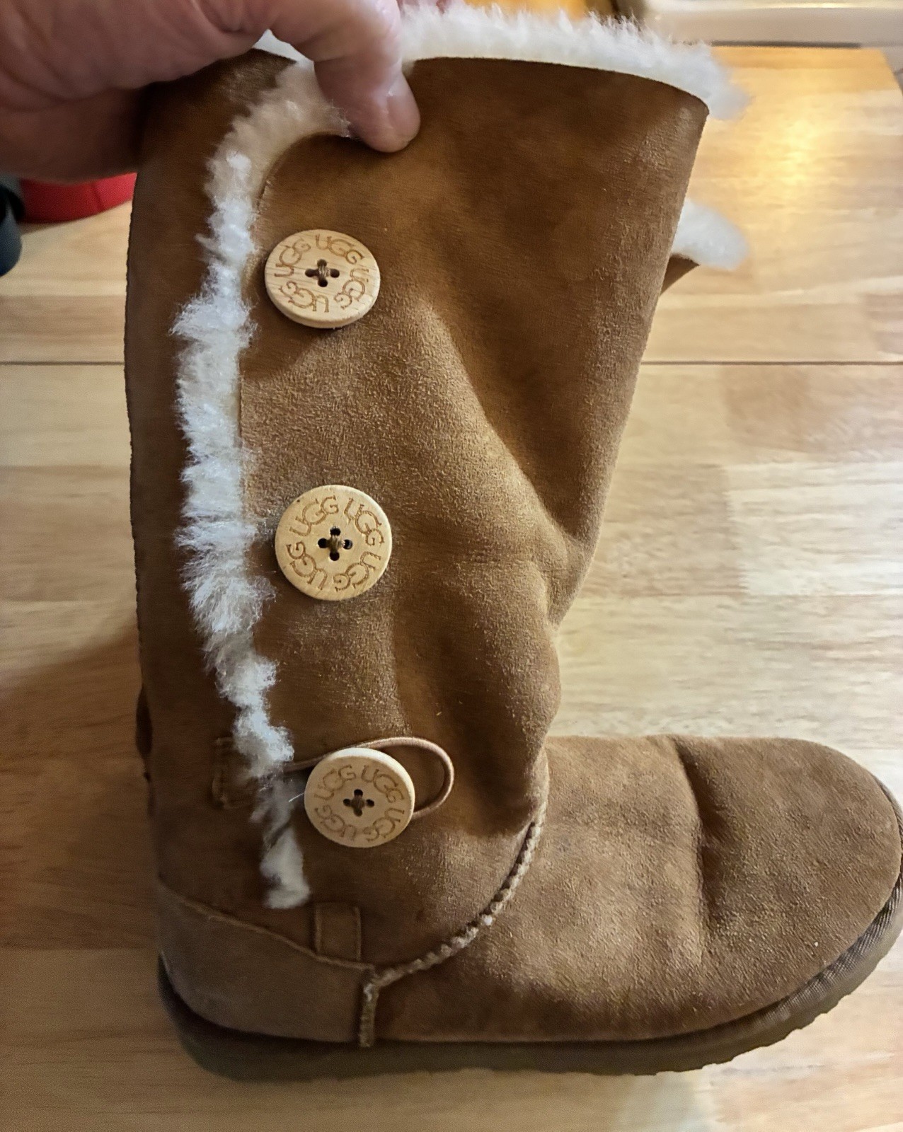 UGG Australia Bailey Button Triplet Brown Suede Sheepskin Boots Womens US 8