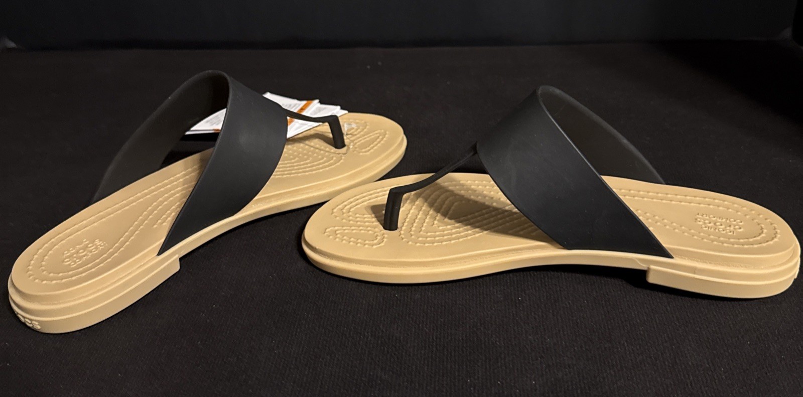 CROCS Iconic Comfort Black Thong Sandals Size Womans 4 NWOB