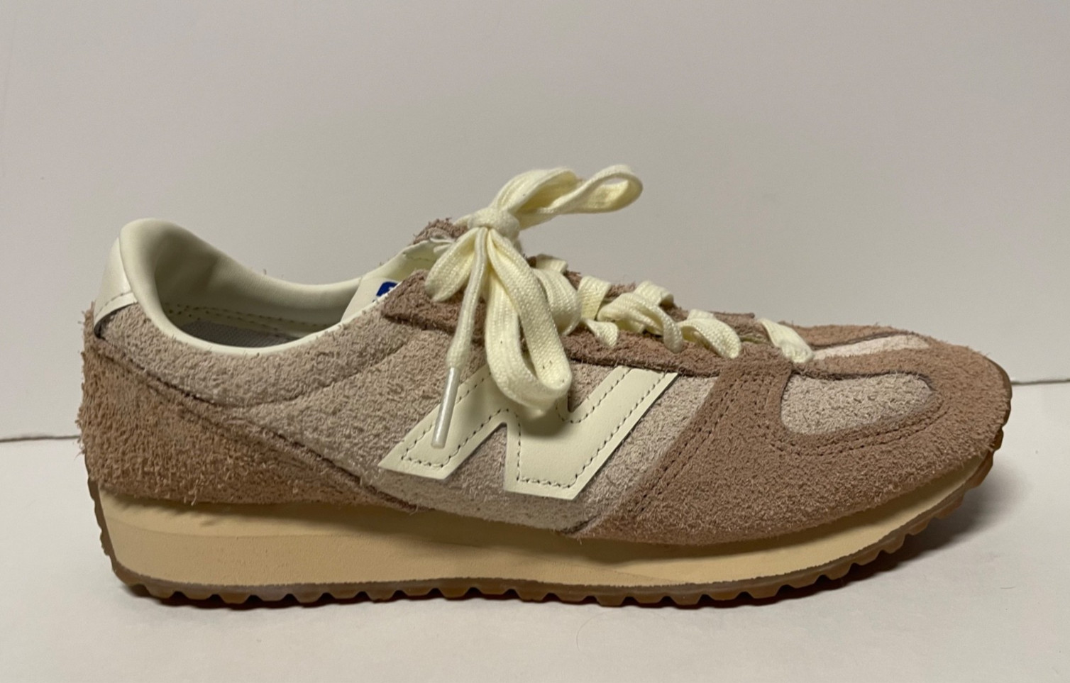 New Balance 471 sneakers beige brown suede cream white 8.5 7