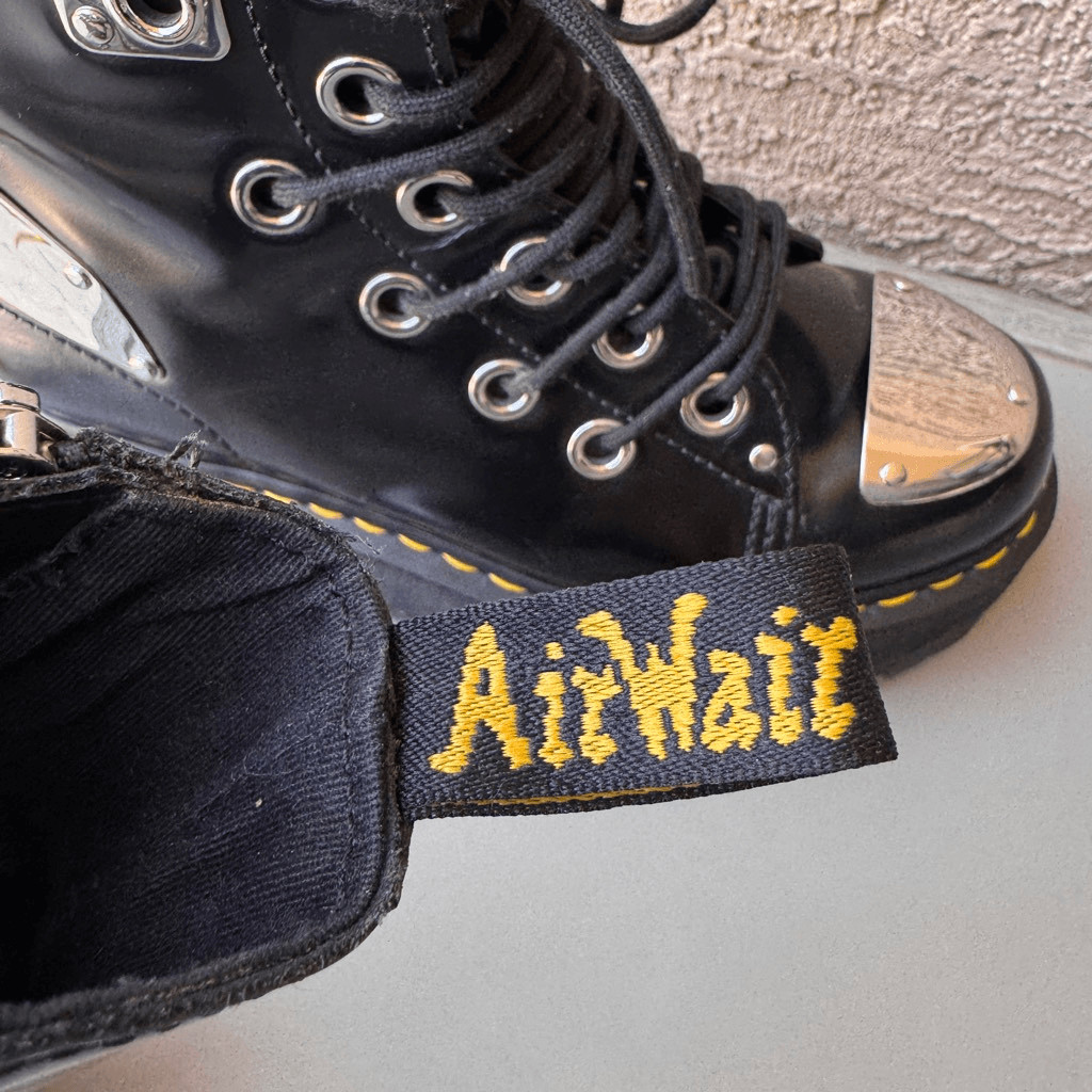 Dr. Martens Jadon Max Rebel Platform Boots Womens 10 Metal Plate Black Leather