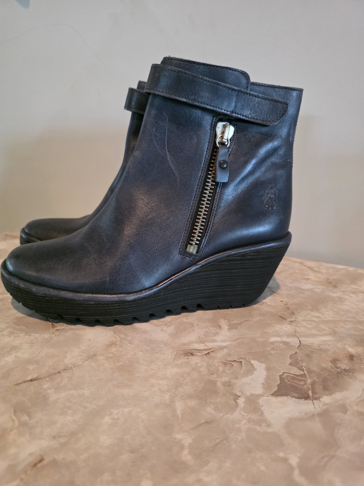 Fly London YAW Navy Blue Leather Wedge Side Zip Ankle Boots Women’s EU 40 US 9