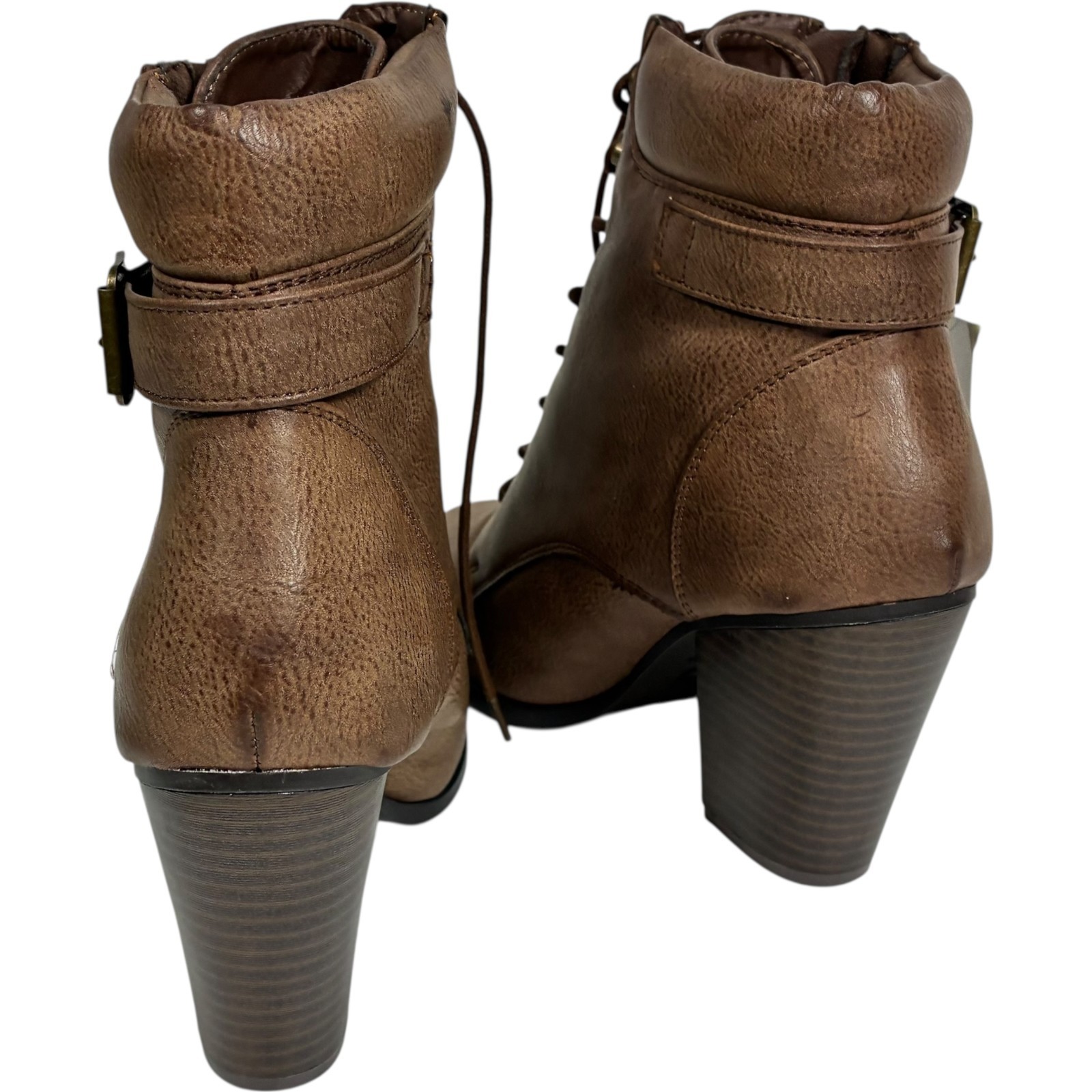 Daisy Fuentes Calida Brown PU 3.5in Block Heel Zip Ankle Booties womens size 9W