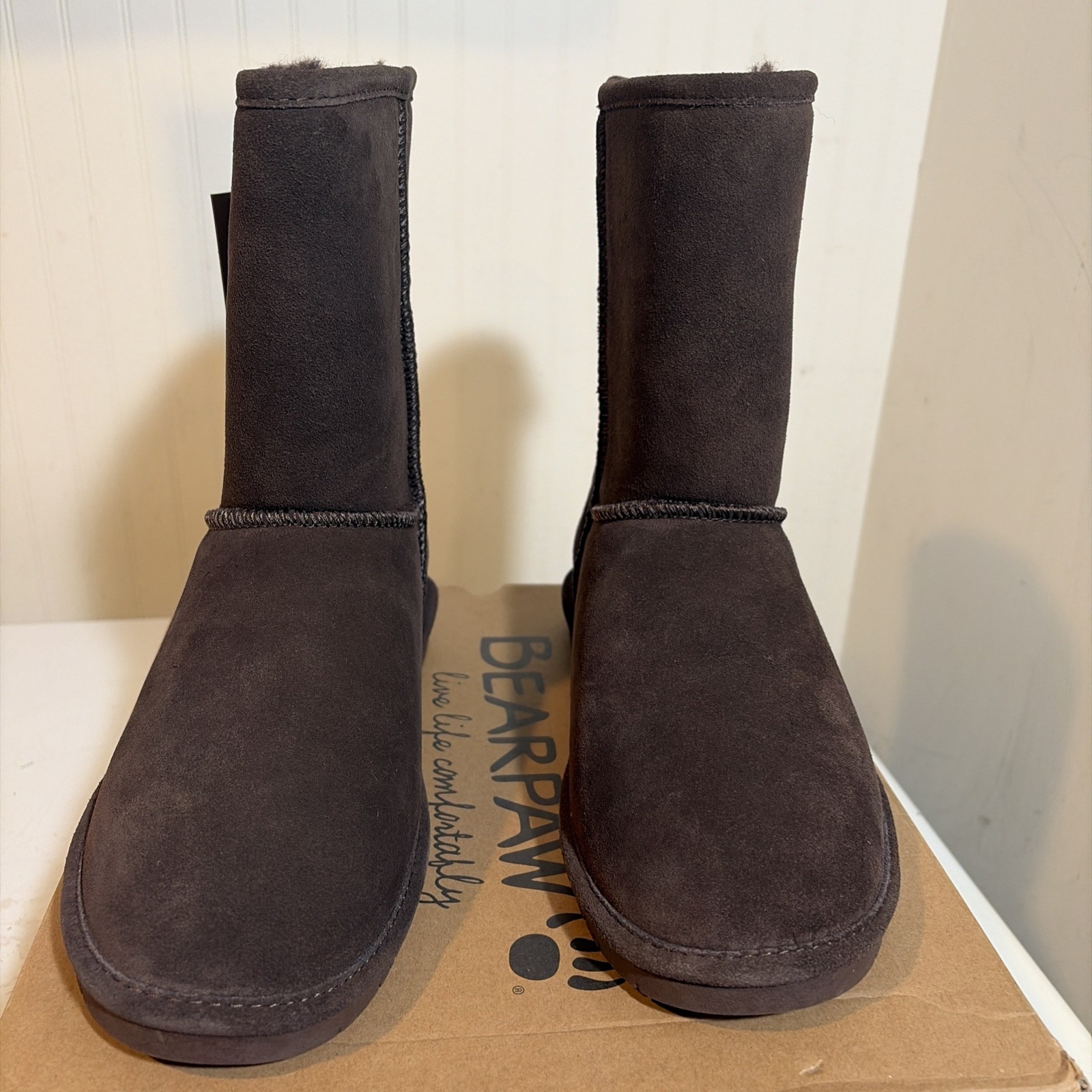 BEARPAW 608 W Emma Short Hickory Womens Casual BOOTS Size 10