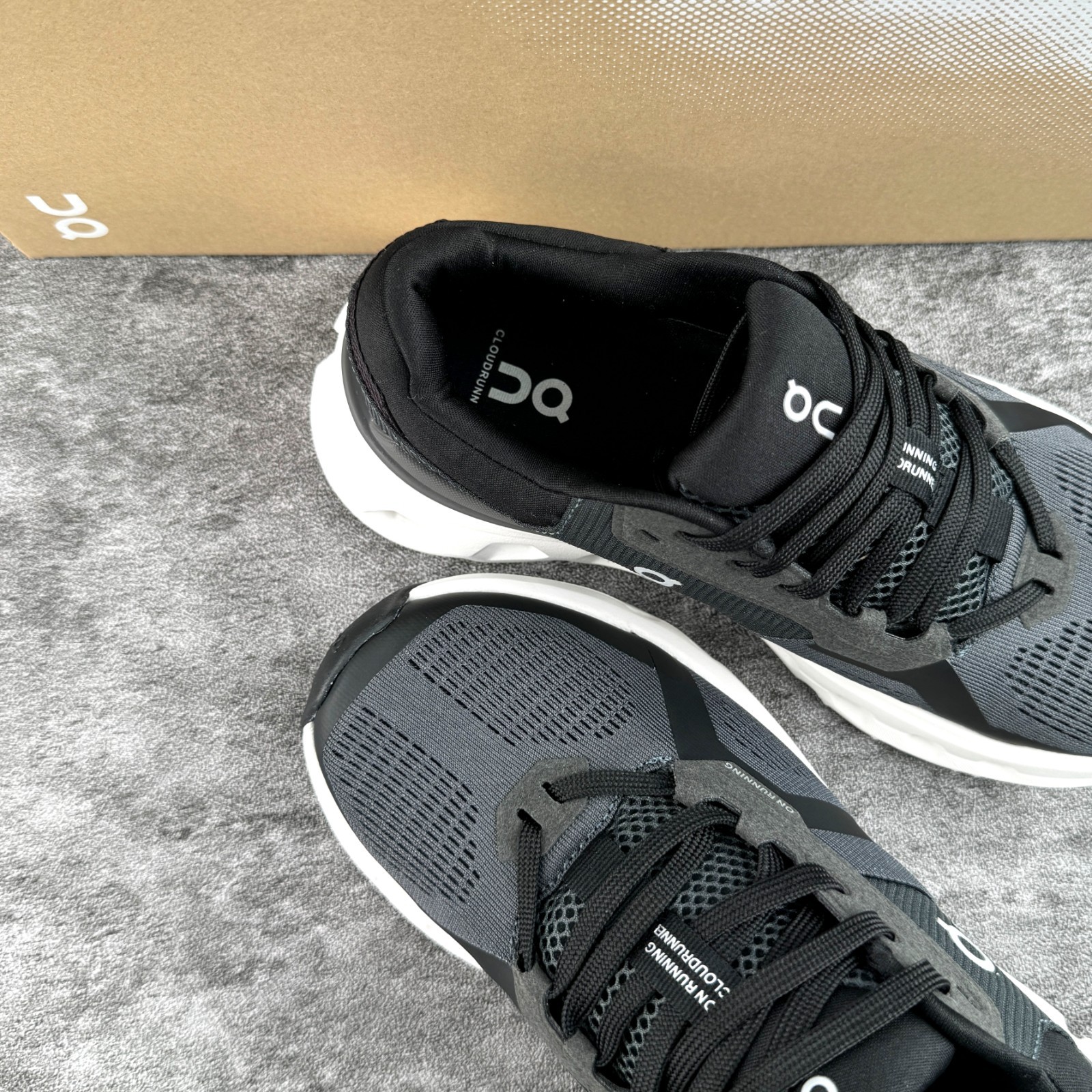 NEW On CLOUDRUNNER 2 Women’s Running Shoes Eclipse | Black US Sizes 6-9.5