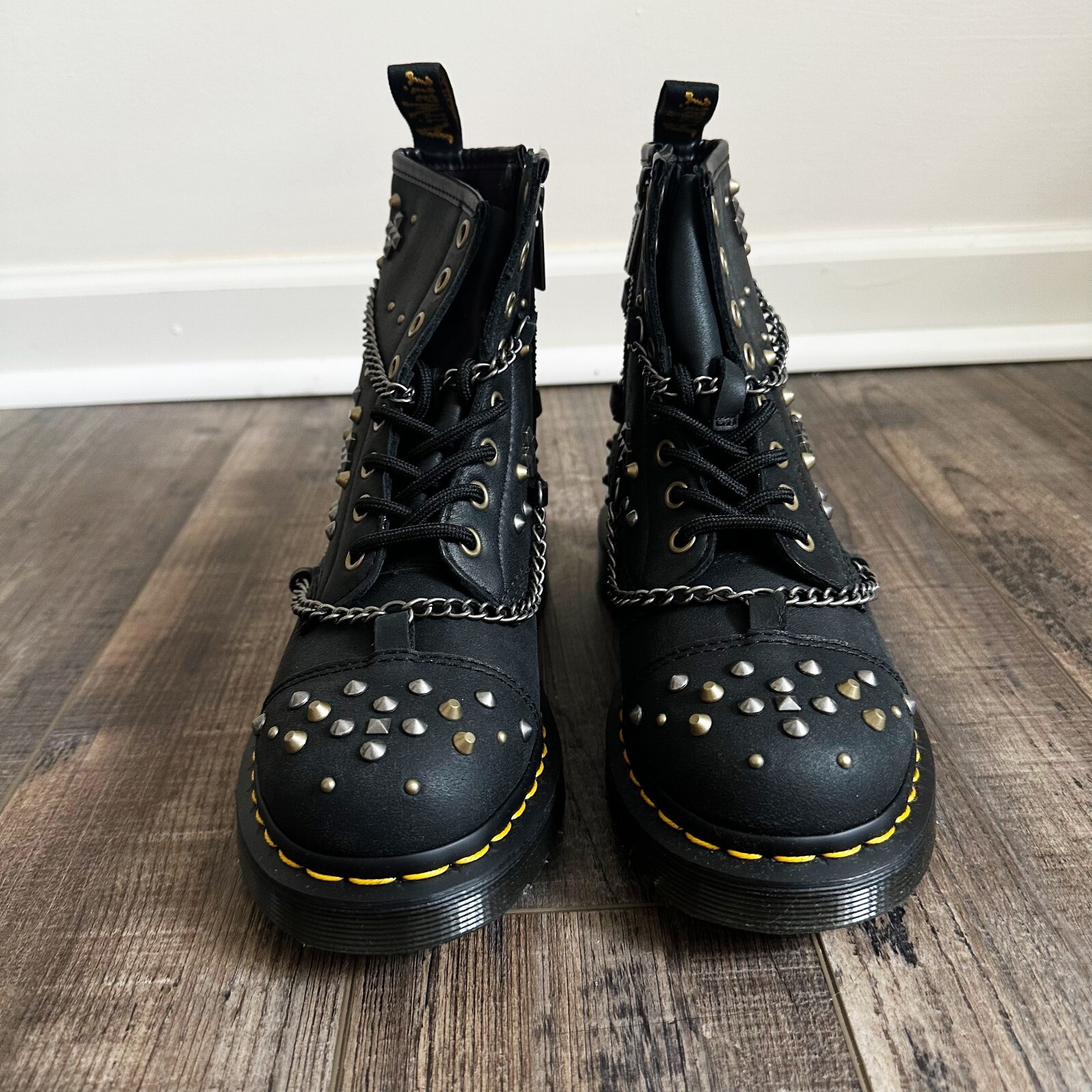 Dr. Martens 1460 Studded Chain Leather Lace Up Utility Boots Size M4 W5 EU36