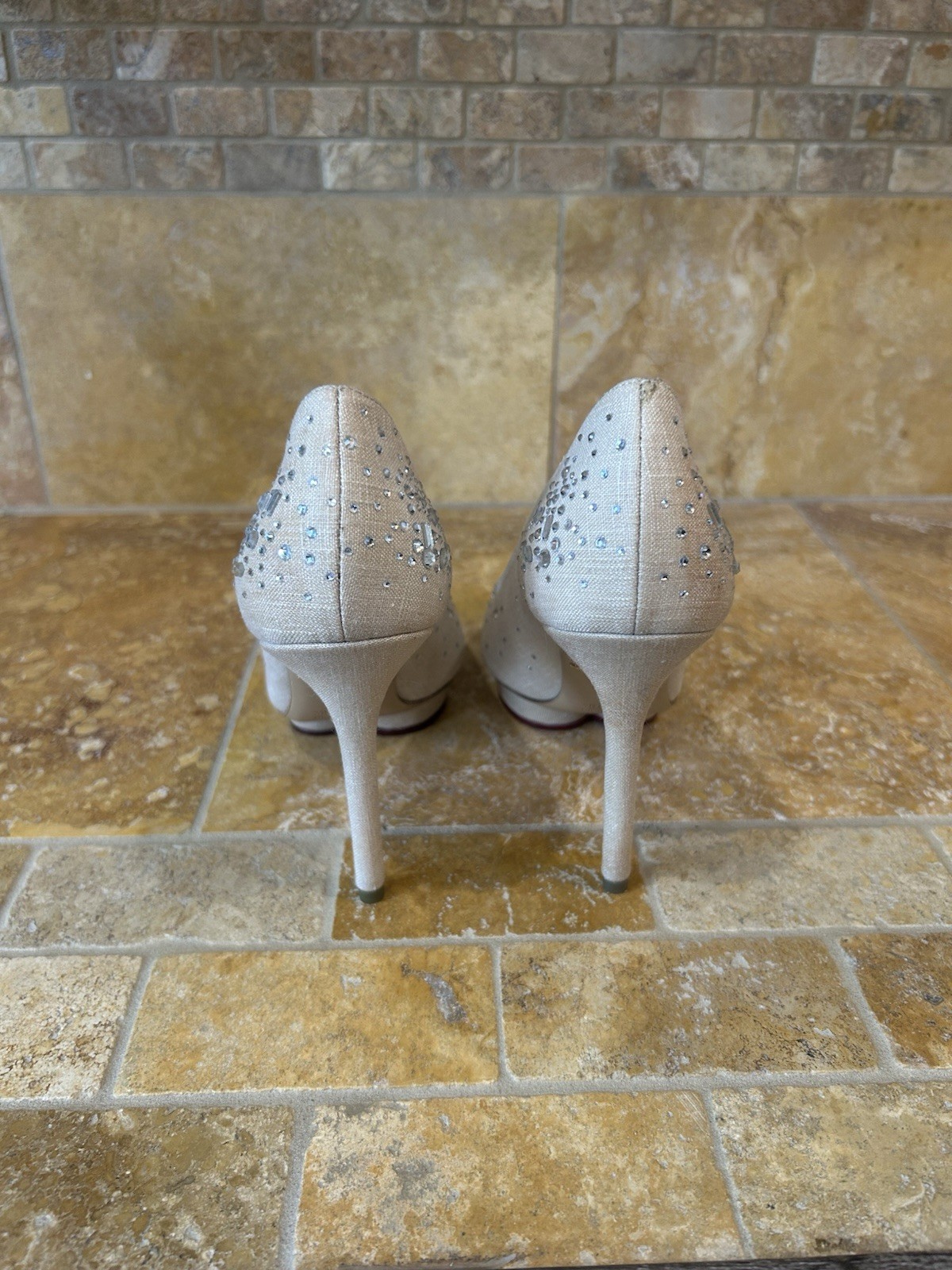 Charlotte Olympia Ivory Rhinestone Pointed Toe Stiletto Pumps Slip On 4.5