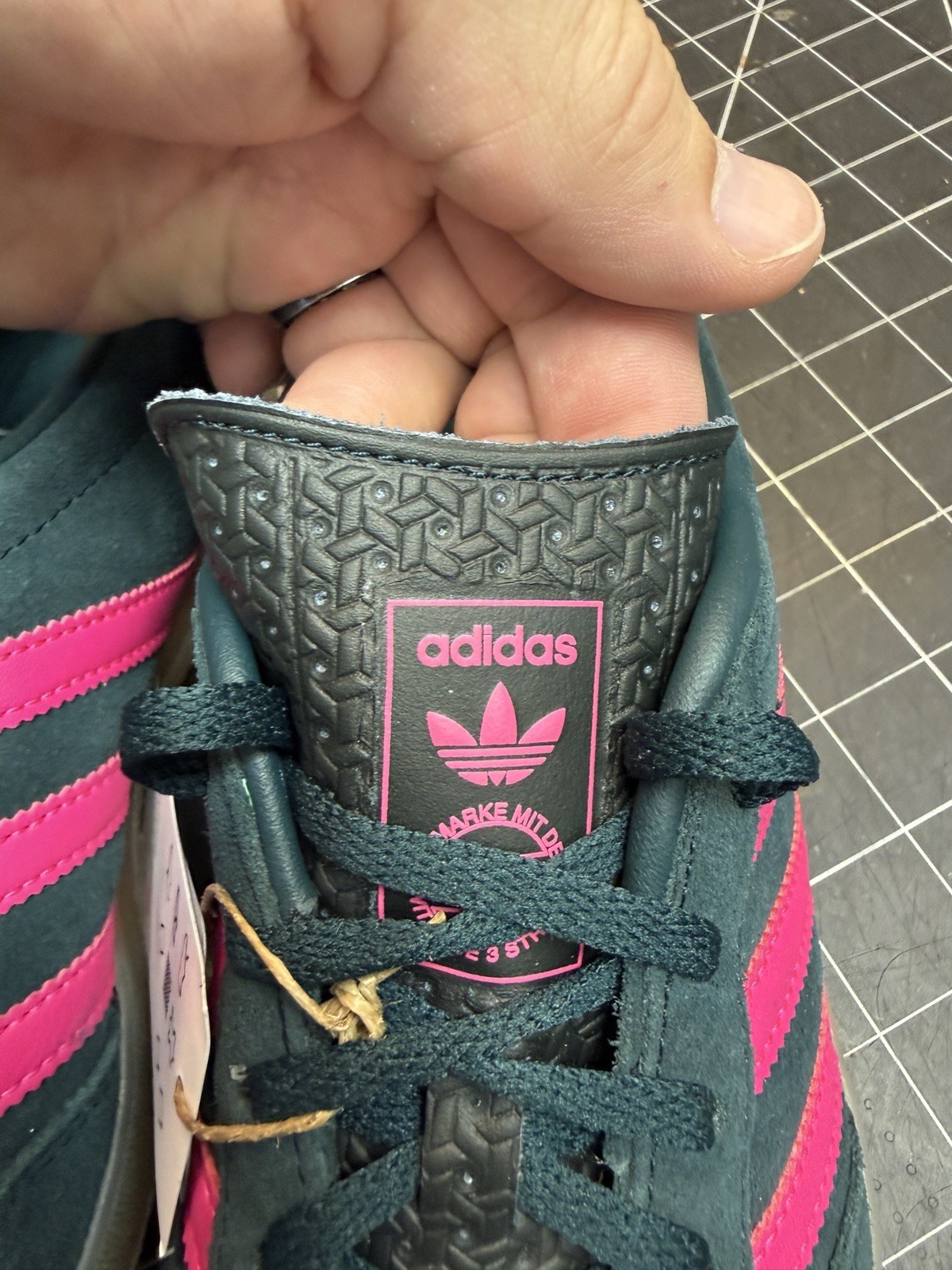 adidas Gazelle Indoor W Suede Low Top Sneakers Aurora Ivy Pink Green JS1416