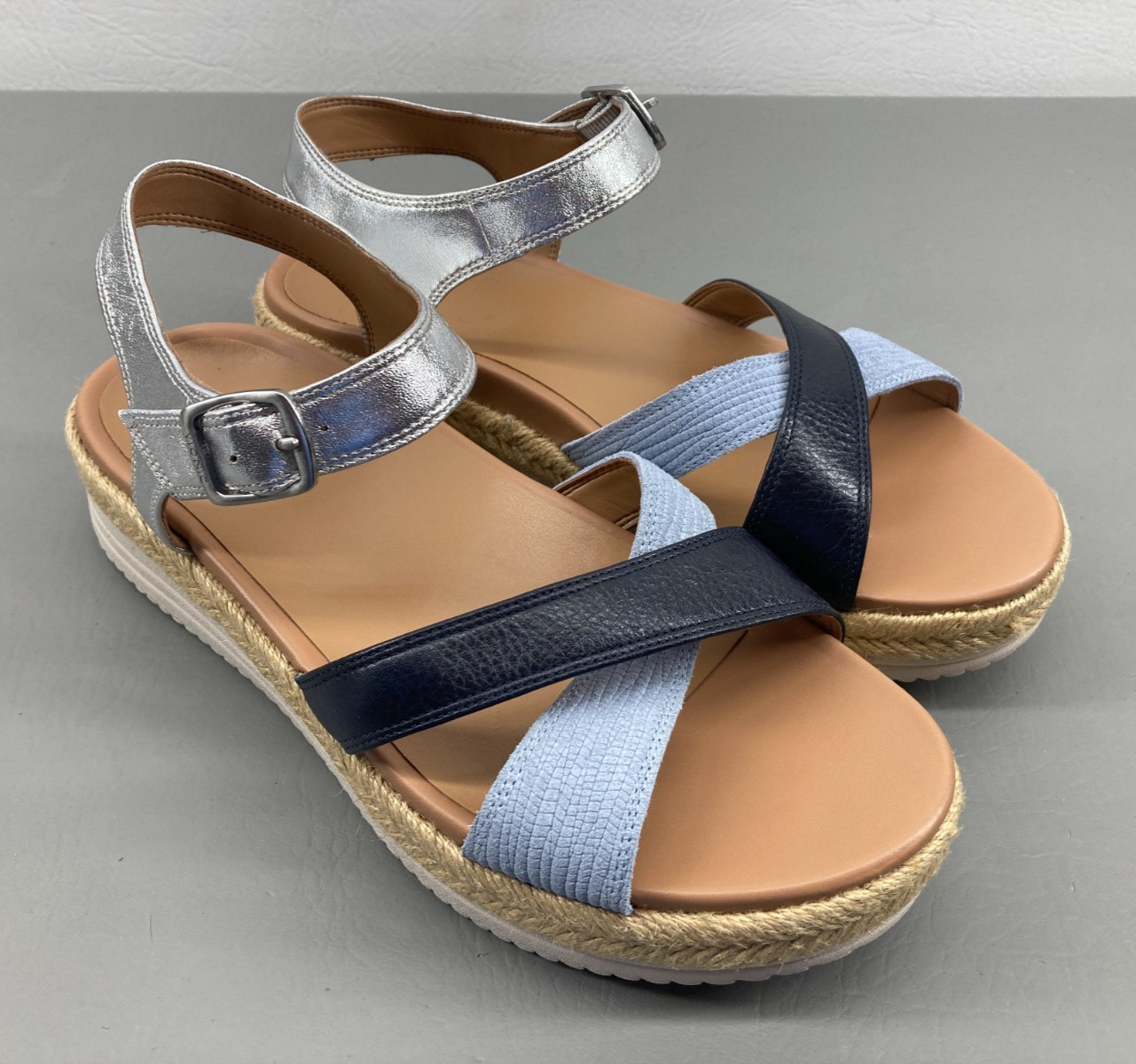 Vionic Mar Platform Espadrille Sandals Sz 8 Wide Navy & Silver Leather Strappy