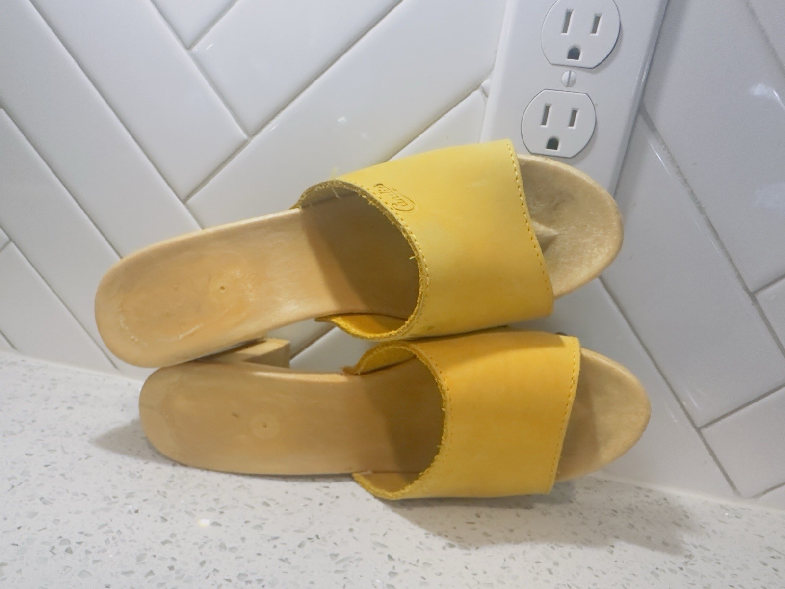 Vintage 1980s Candies Original Sandals High Heels Slides Yellow Golden 8 / 39
