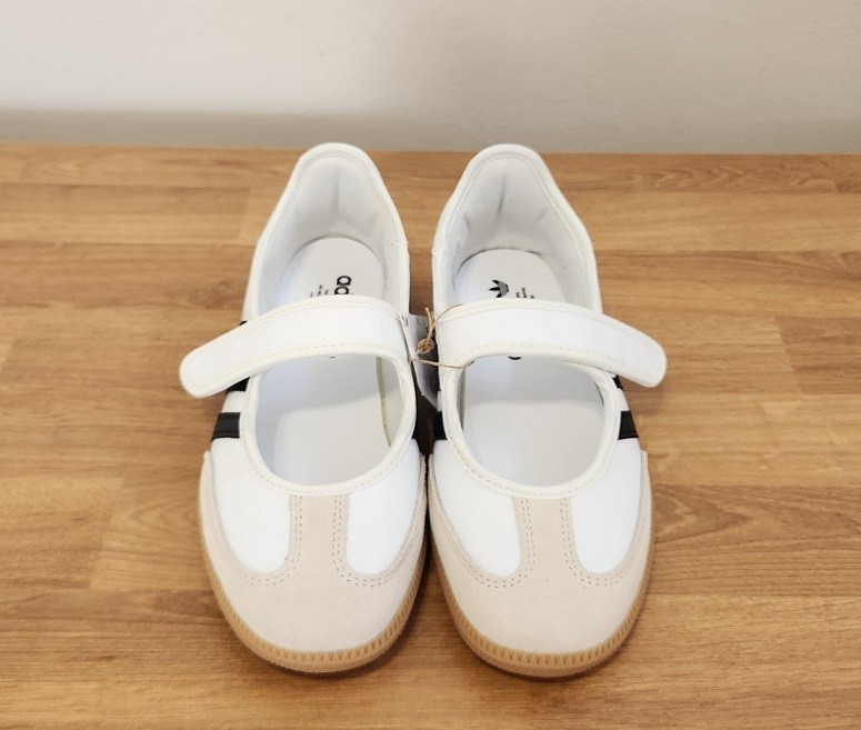 Adidas Samba Jane Shoes. Womens White/Black Size 8 (JH1402).