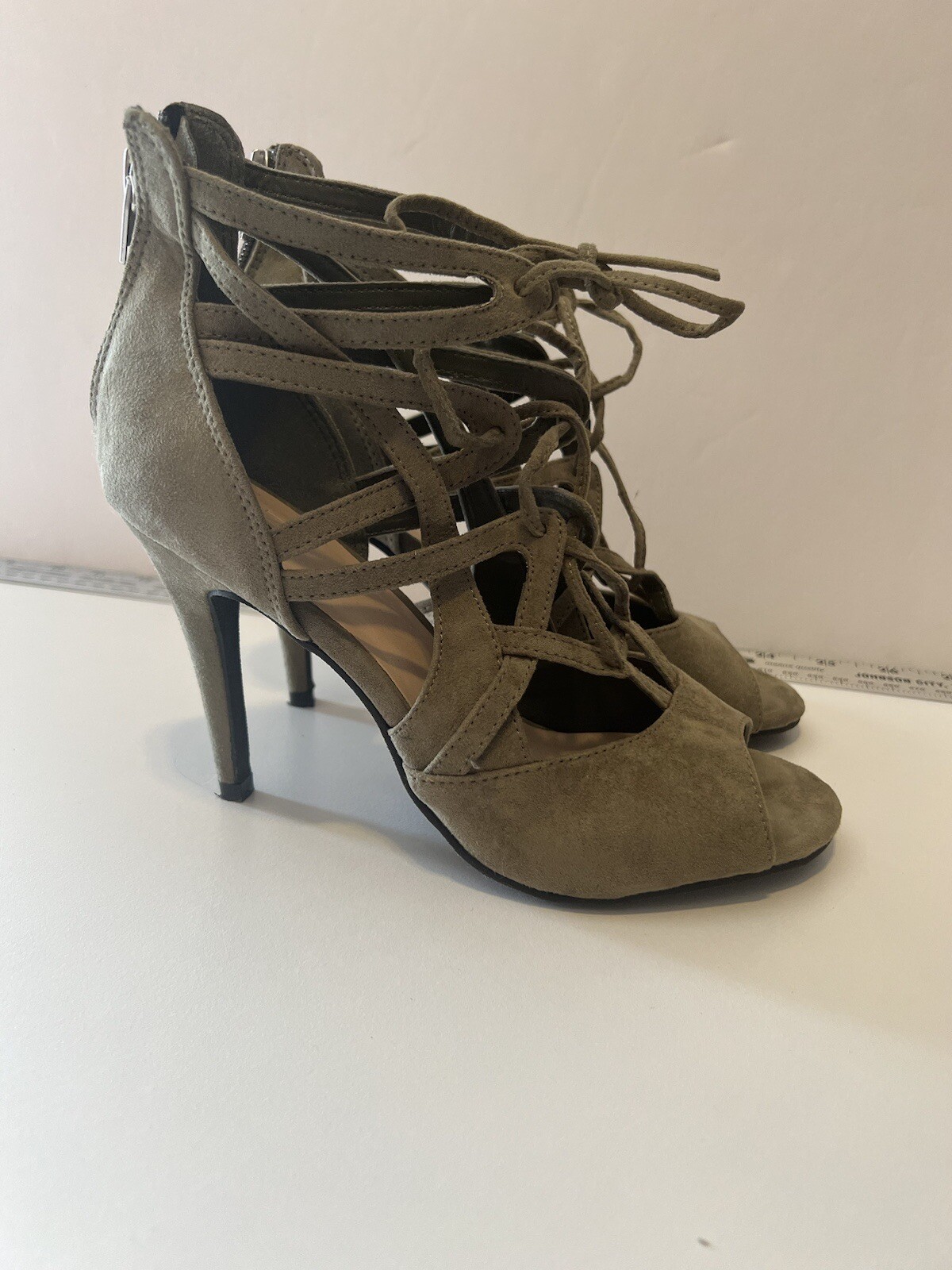 NEW YORK & COMPANY Women’s Size 7 Shoes Heels Zipper Ankle Strap Sandals Suede