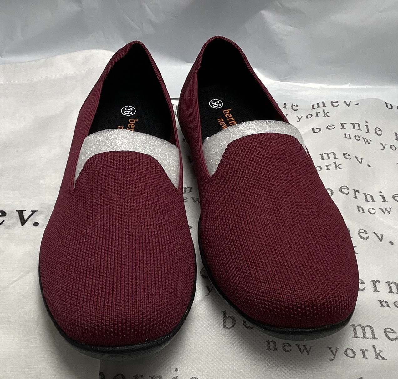 Bernie Mev Women’s Knit Slip-On Flats Burgundy Round Toe EU 36 US 5