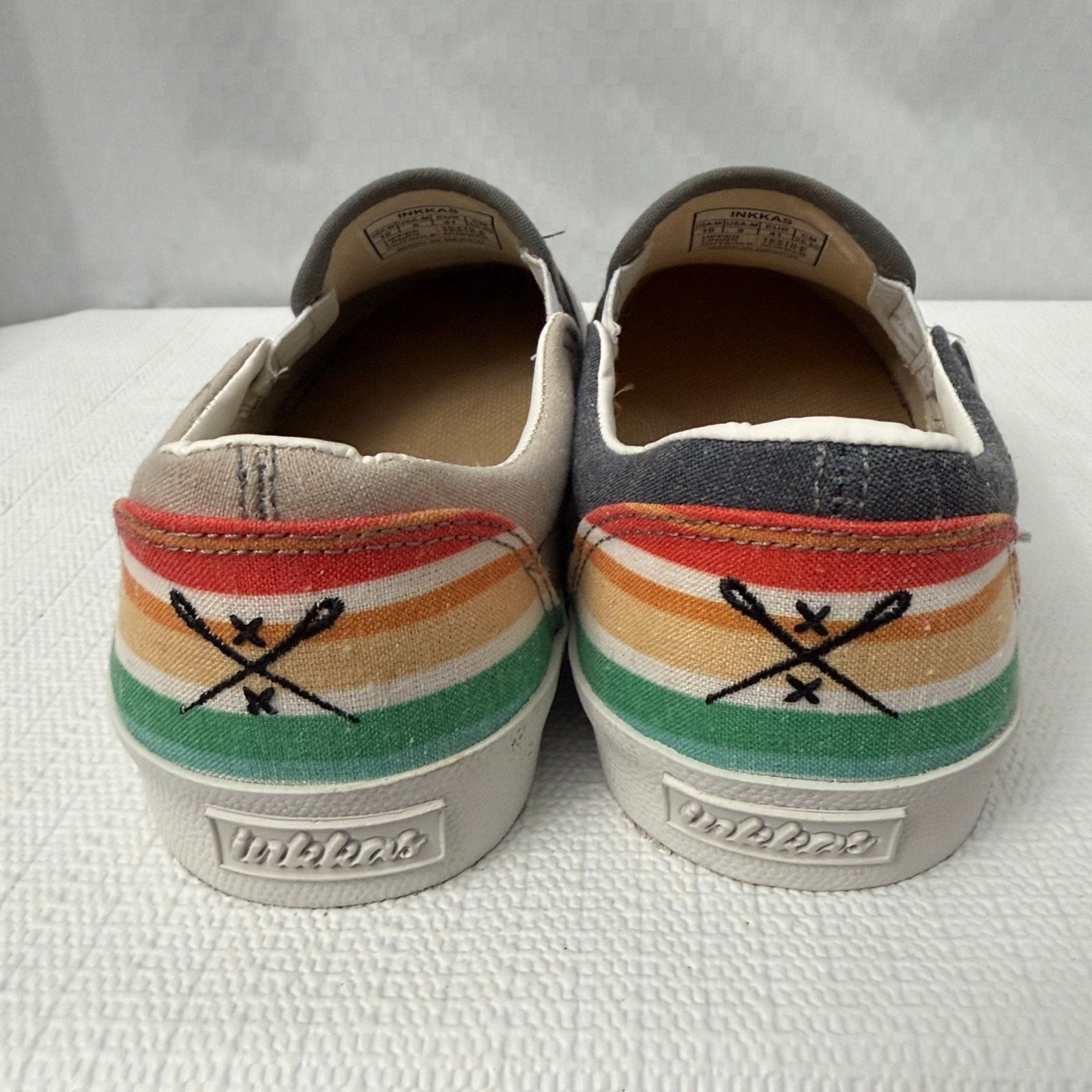 Inkkas Bee You Slip On Canvas Shoes Womens Size 10 Loafer