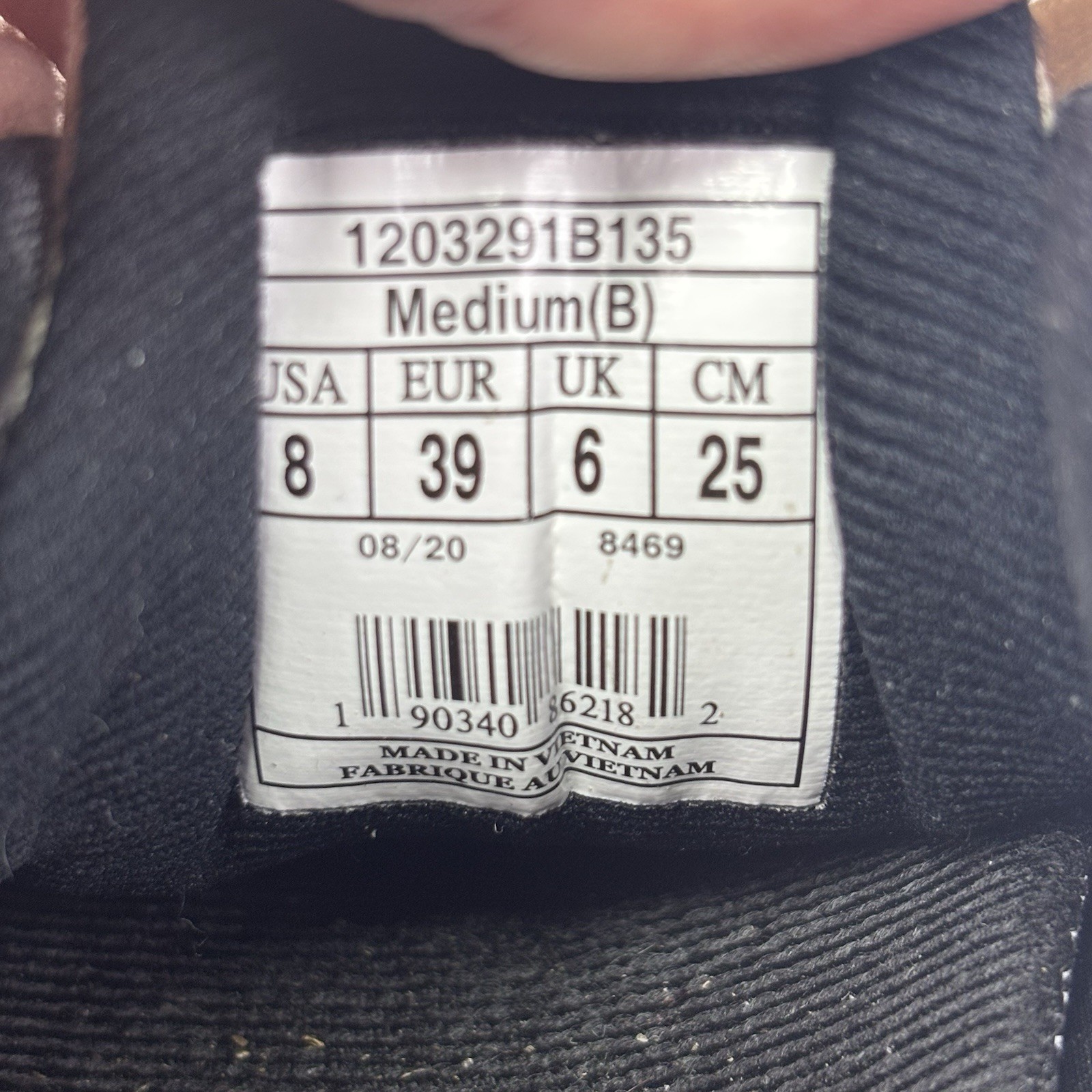 Brooks Adrenaline GTS 21 Womens 8 B Black White Running Shoes 1203291B135