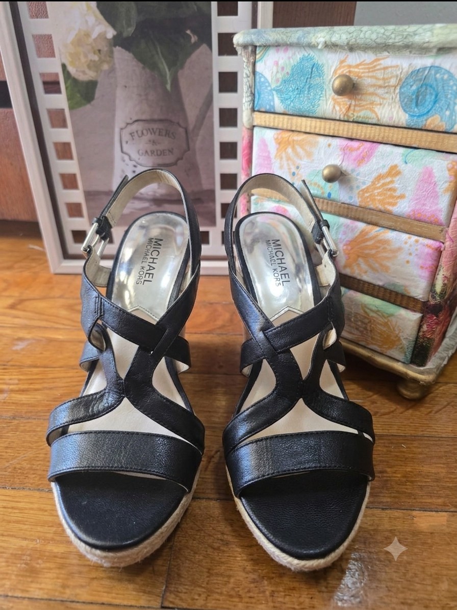 Michael Michael Kors Women’s Black Leather Strappy Wedge Sandals Size 8
