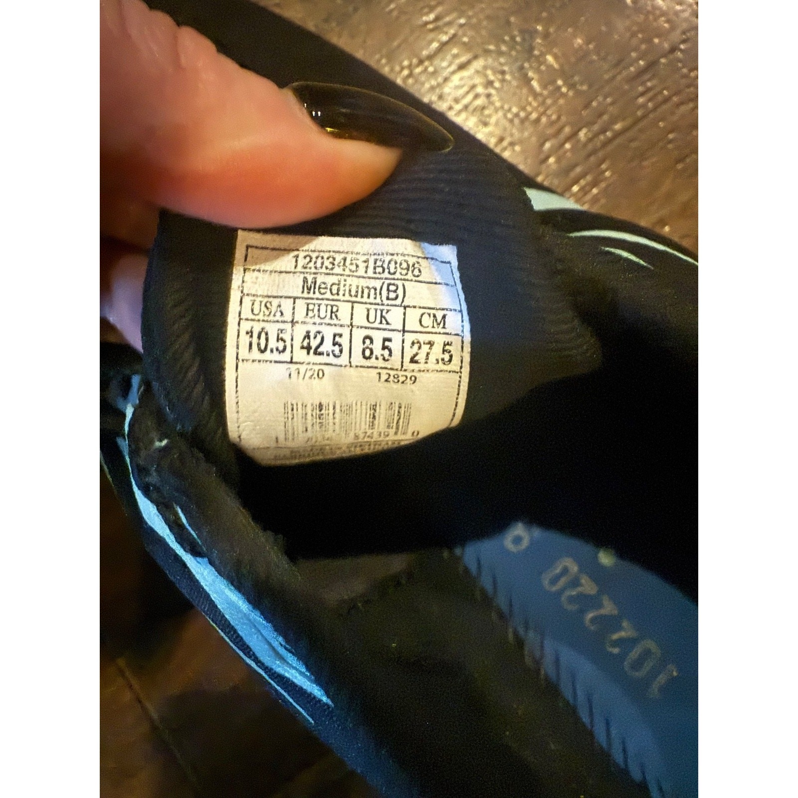 Brooks Launch GTS 8 Athletic Running Shoe Sneakers Black Ice Blue Women’s 10.5