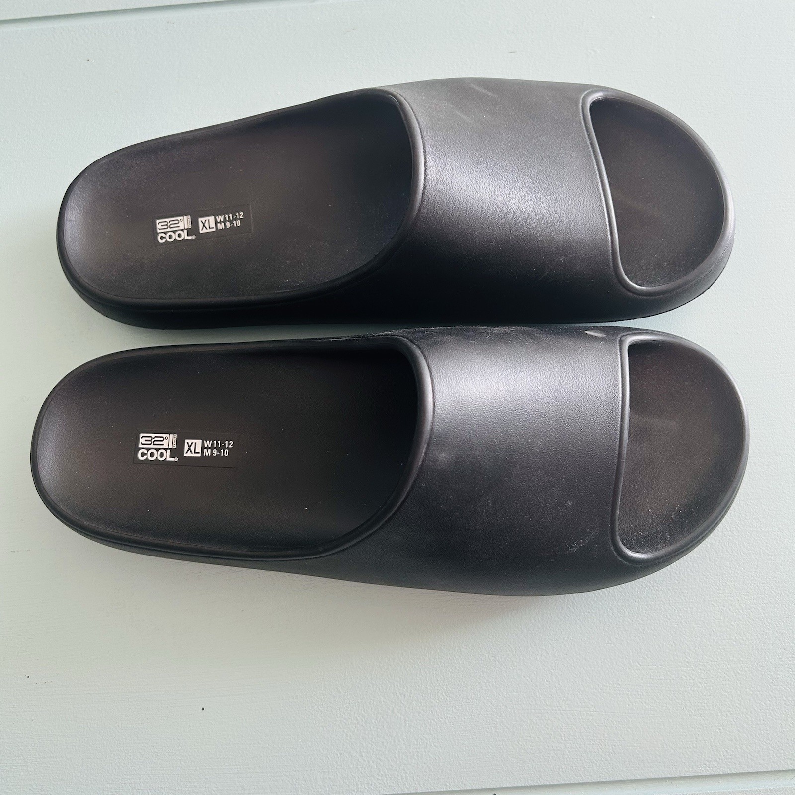 NEW Unisex 32 COOL Cushion Slide Women’s W11-12-M9-10 Sandals X Large Black