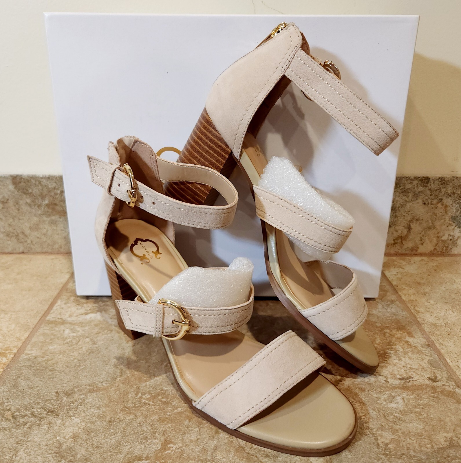 C. Wonder | Maya Women’s Beige Suede 3.5″ Heels Sandals Size 7.5 M | NEW! 💖✨️