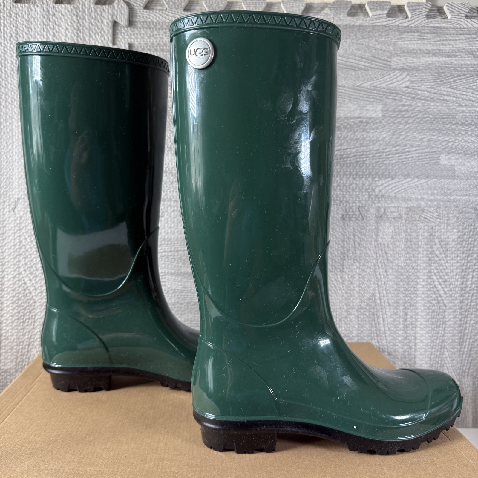 UGG Women’s Pine Shaye Rain Boots Size 6 Made in USA