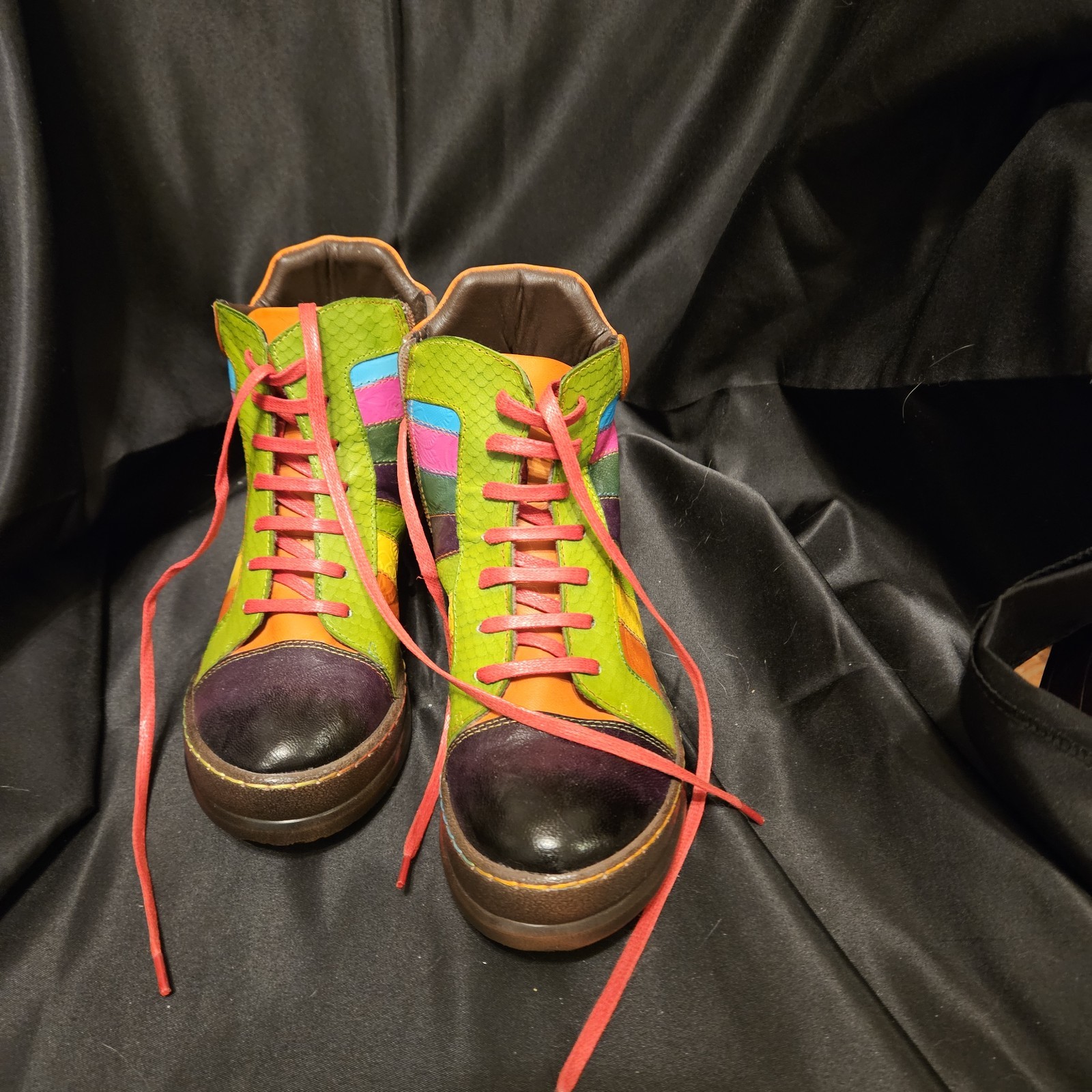 Cute Women’s Short Boots Multicolor Size 6 1/2 Never Worn No Box See Photos