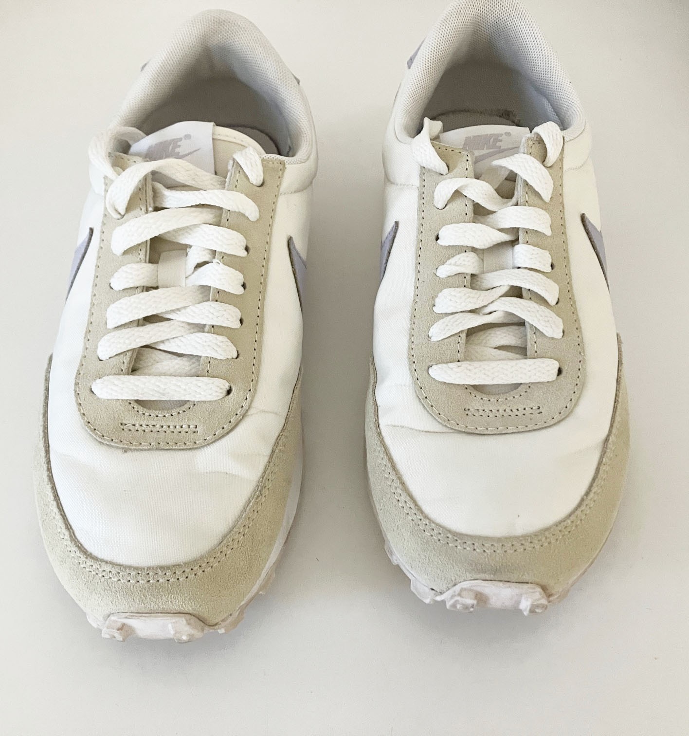 Nike Daybreak Running Shoe Womens Size 7 Retro Sneaker Running Casual Shoe