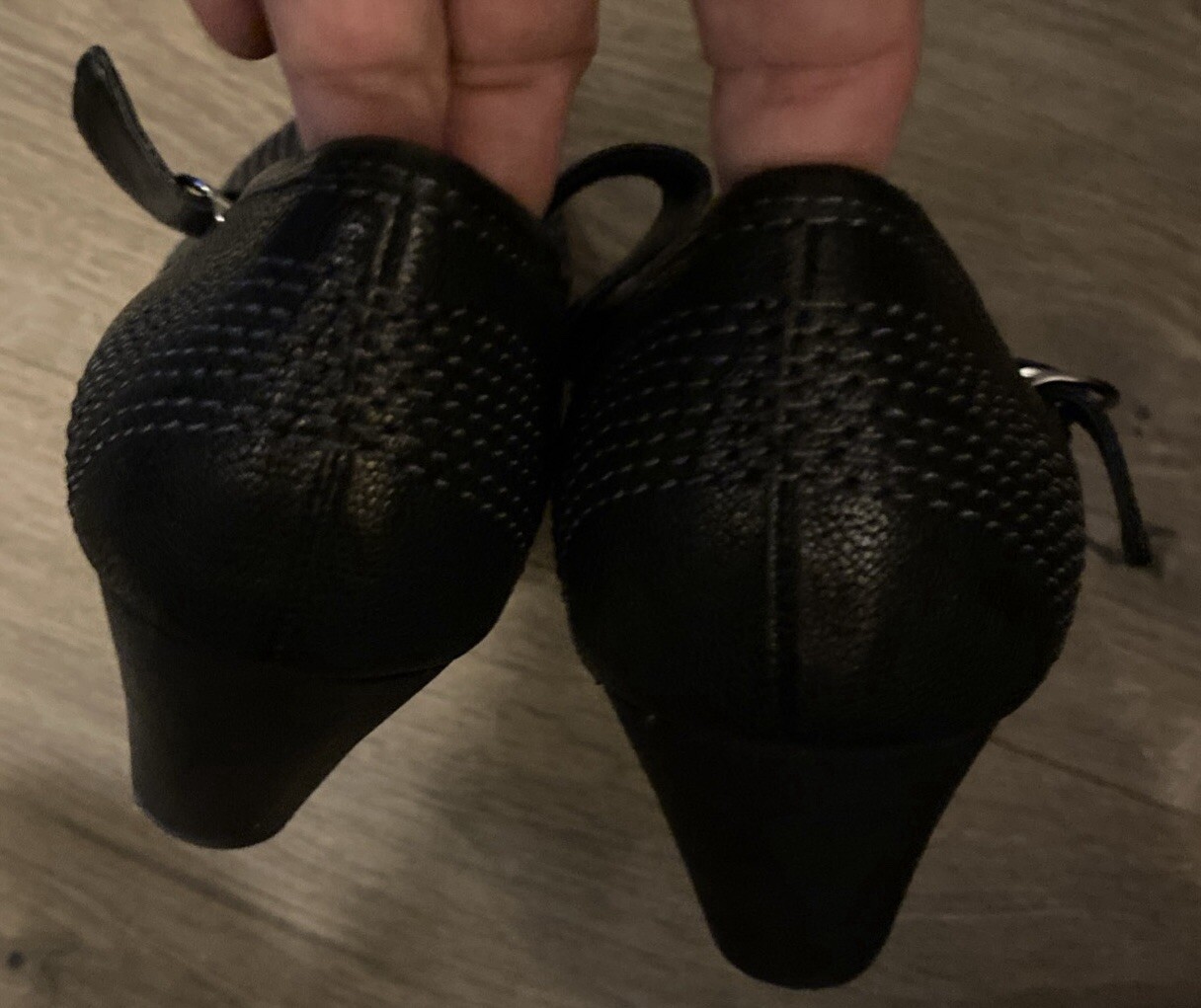 Madison Black Leather Heeled 9M Mary Jane Blake Shoes Decorative Stitching EUC