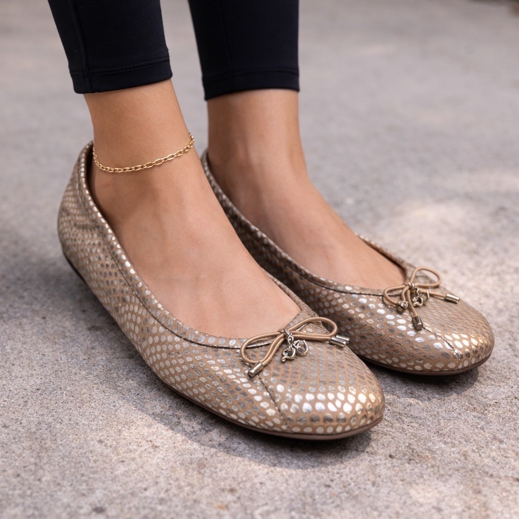SAM EDELMAN Limited Edition Women’s Size 8M Felicia Metallic Silver & Gold Flats
