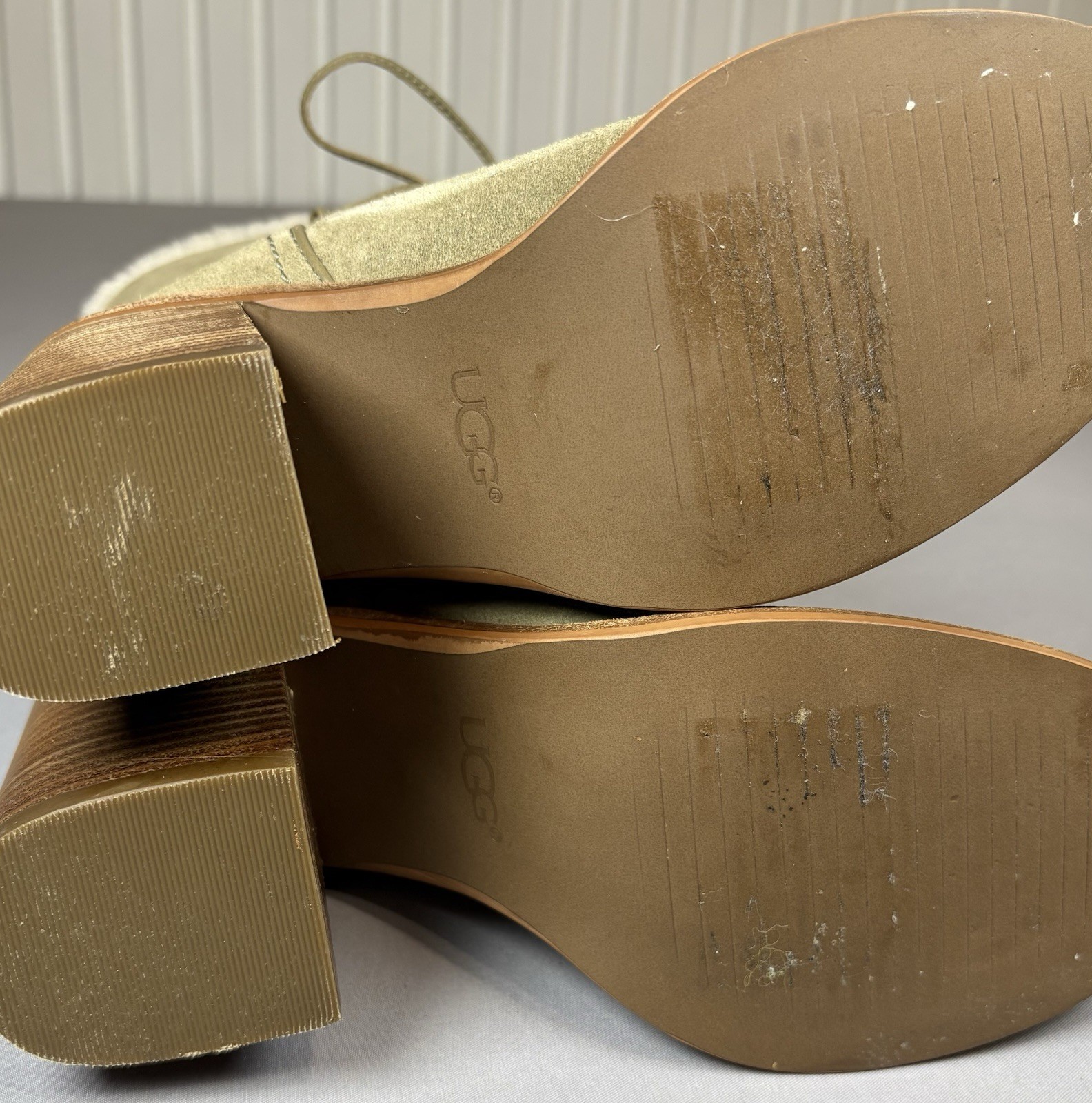 UGG Women’s 7 Shearling Suede Mid Calf Boots Olive Taupe 3.5″ Block Heel Rare